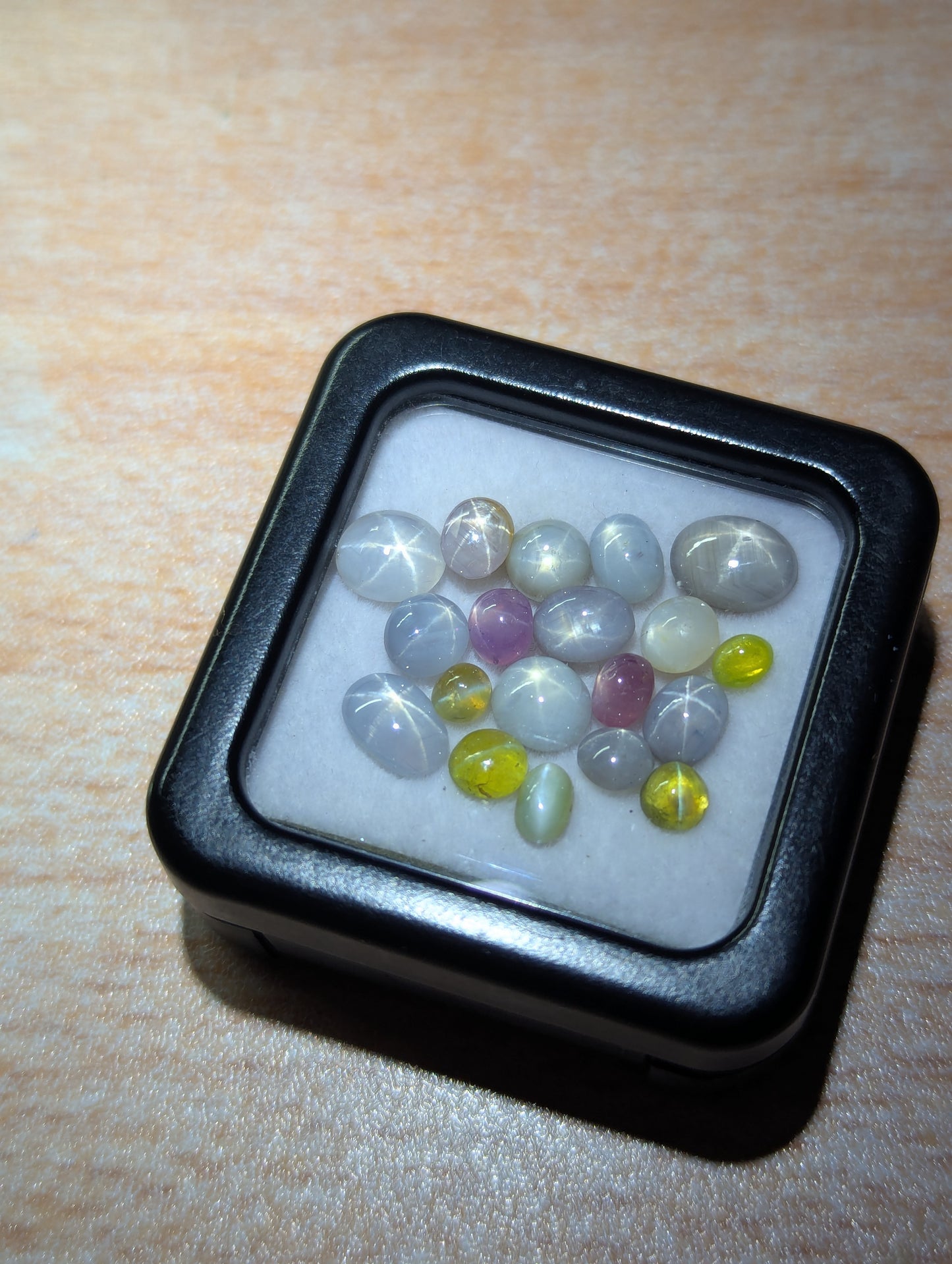 Natural Star Sapphire & Chrysoberyl Cat’s Eye Parcel – 17.8ct (19pcs) VS–VVS | Sri Lanka Origin