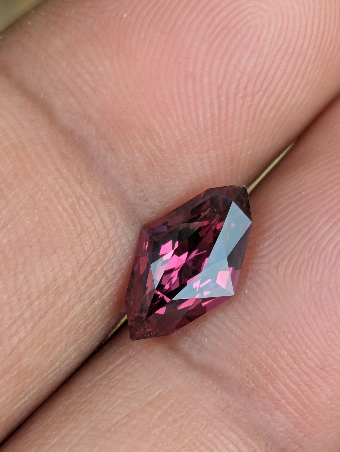 Natural Elahera Garnet 2.35ct – Kite Cut Fancy Shape