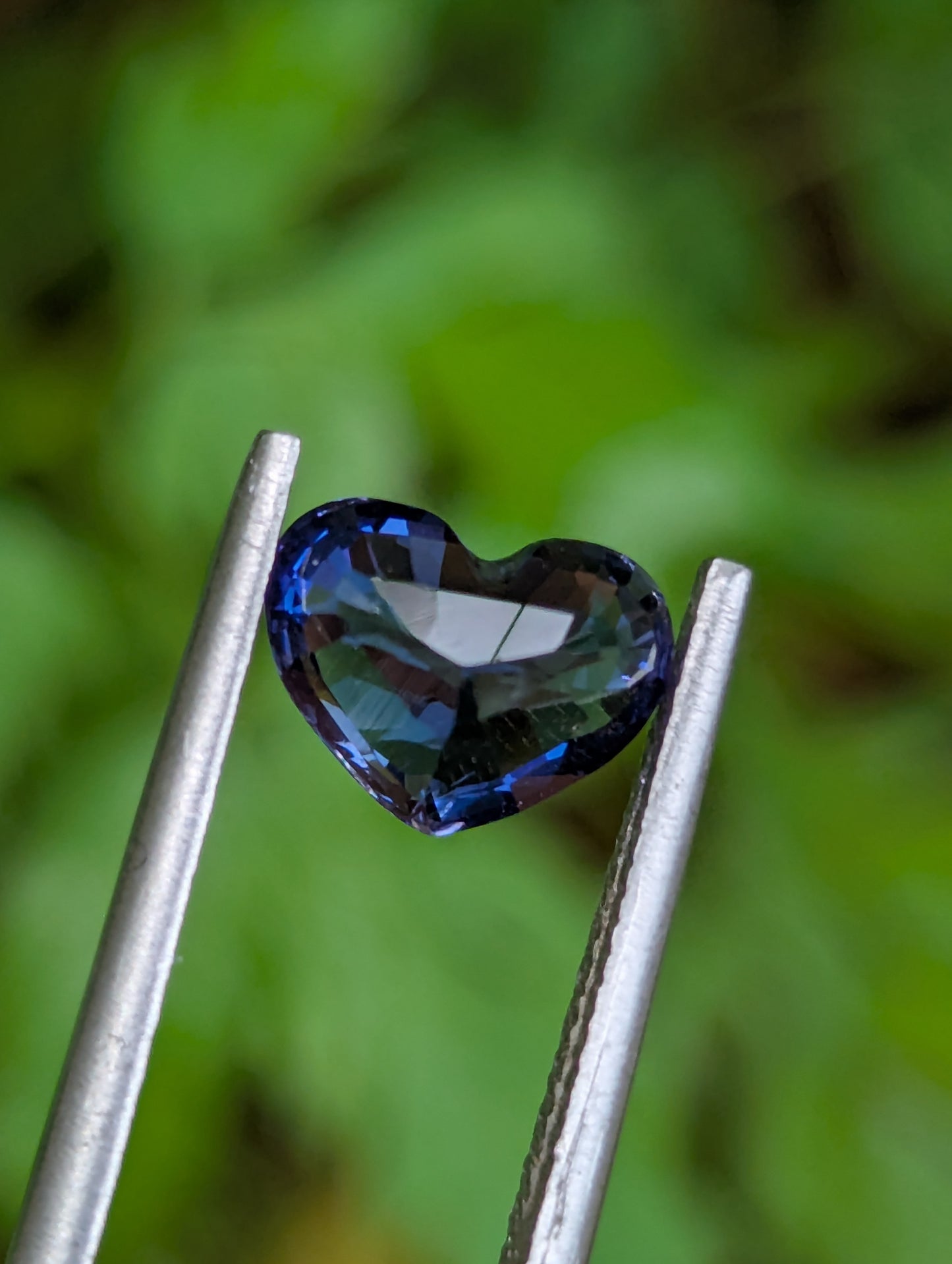 Natural Royal Blue Heart Sapphire weighing 2.22ct with a nice blue sapphire,