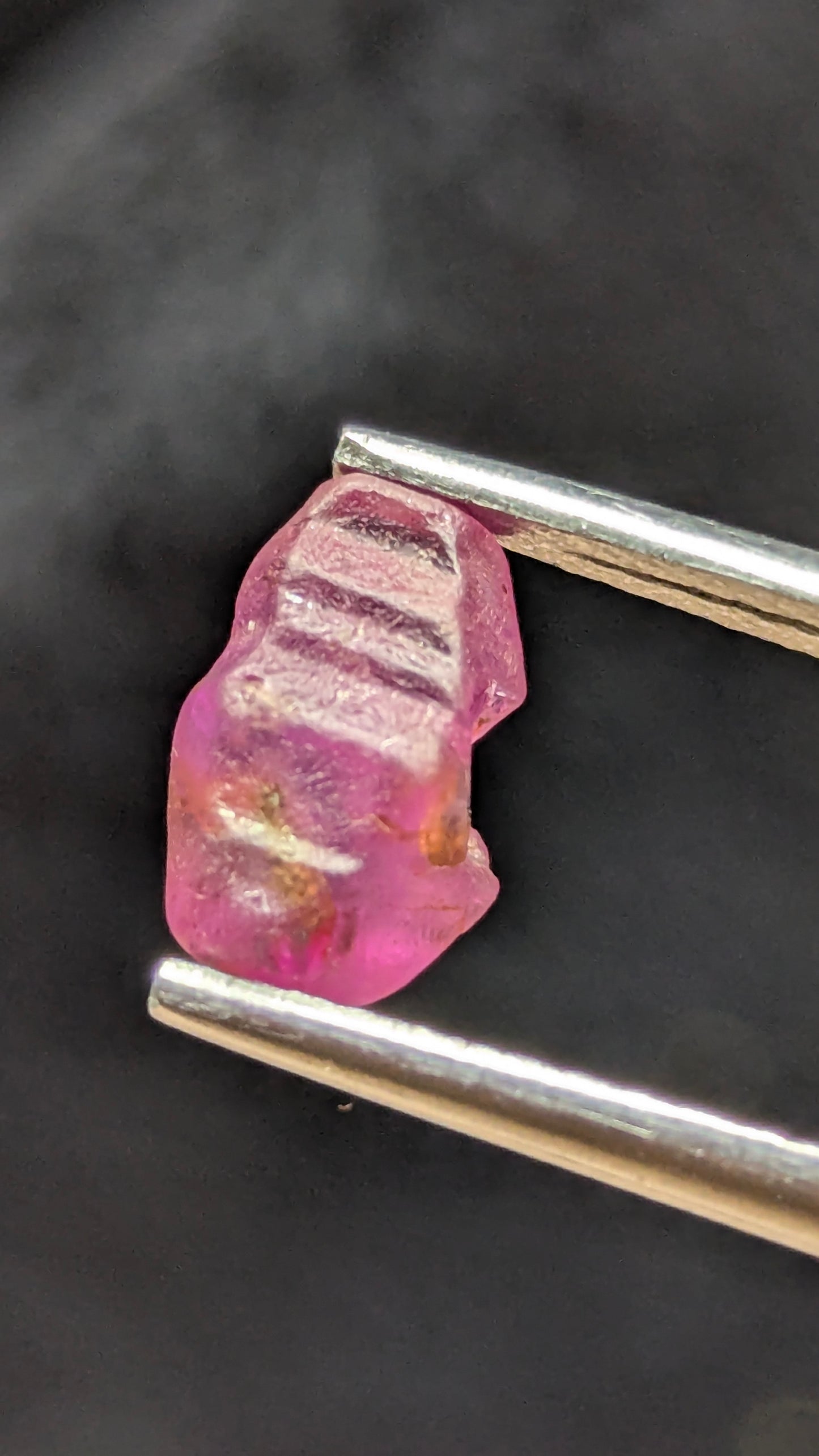 Natural Pink Sapphire Crystal – 2.32 ct Unheated Ceylon Crystal from Rakwana Mine