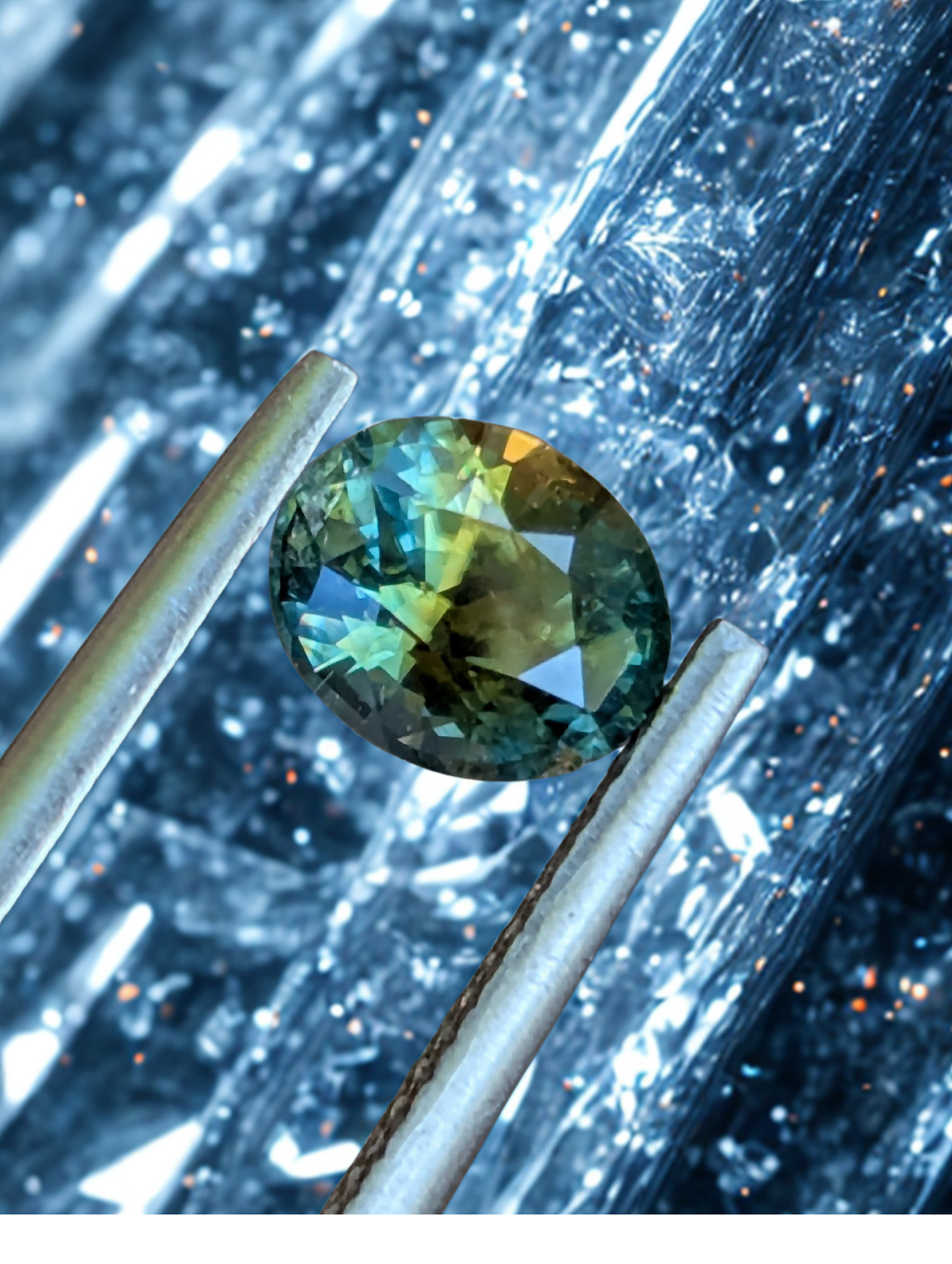 Natural Bicolour Sapphire 0.94ct VVS Heated | 6×5mm Oval Loose Gemstone | Ceylon Two Tone Sapphire