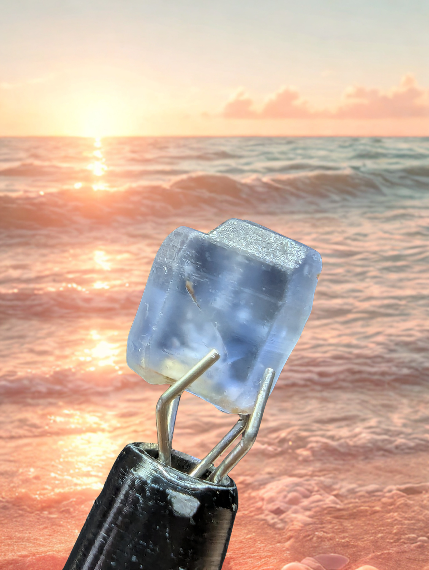Natural Pale Blue Sapphire Crystal – 3.56 ct | Raw Ceylon Sapphire