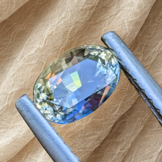 Natural Bi-Colour Sapphire – 1.10 ct Unheated Ceylon Oval Gemstone