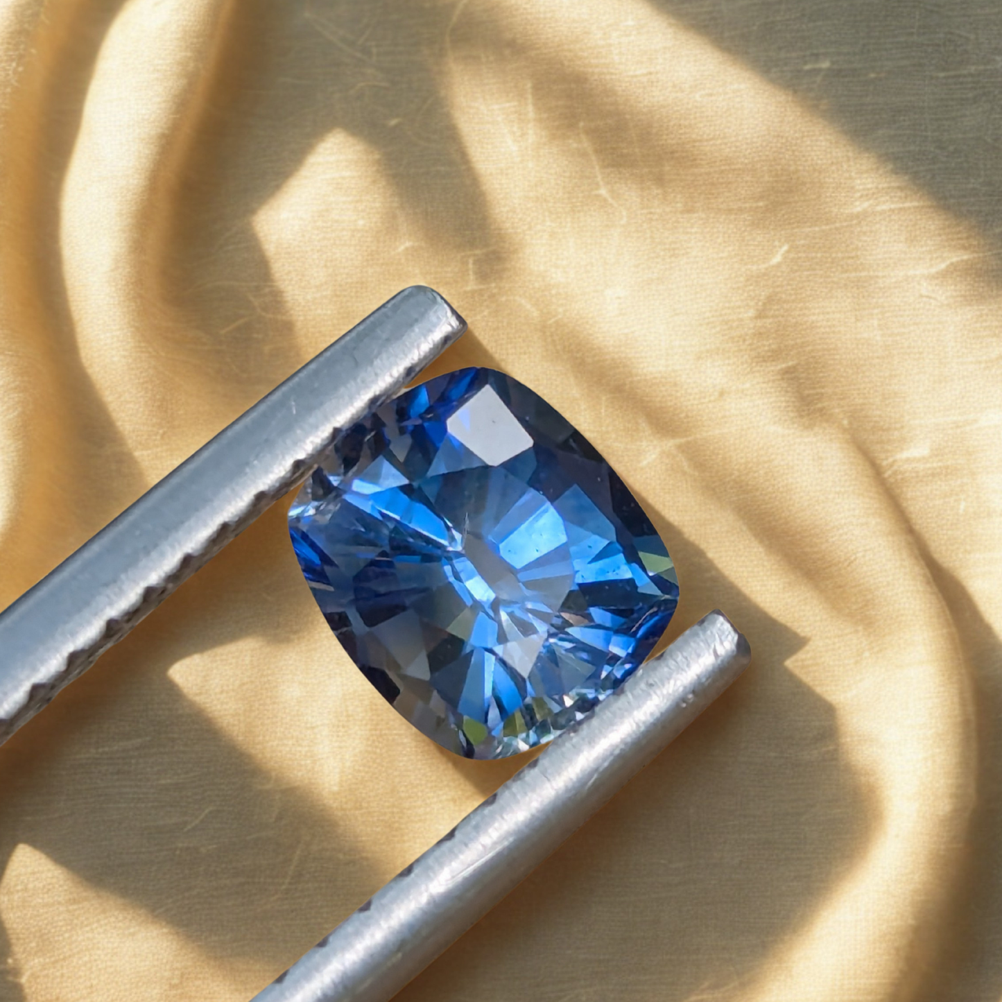 Natural Vivid Blue Sapphire – 1.02ct Eye Clean Loose Gemstone