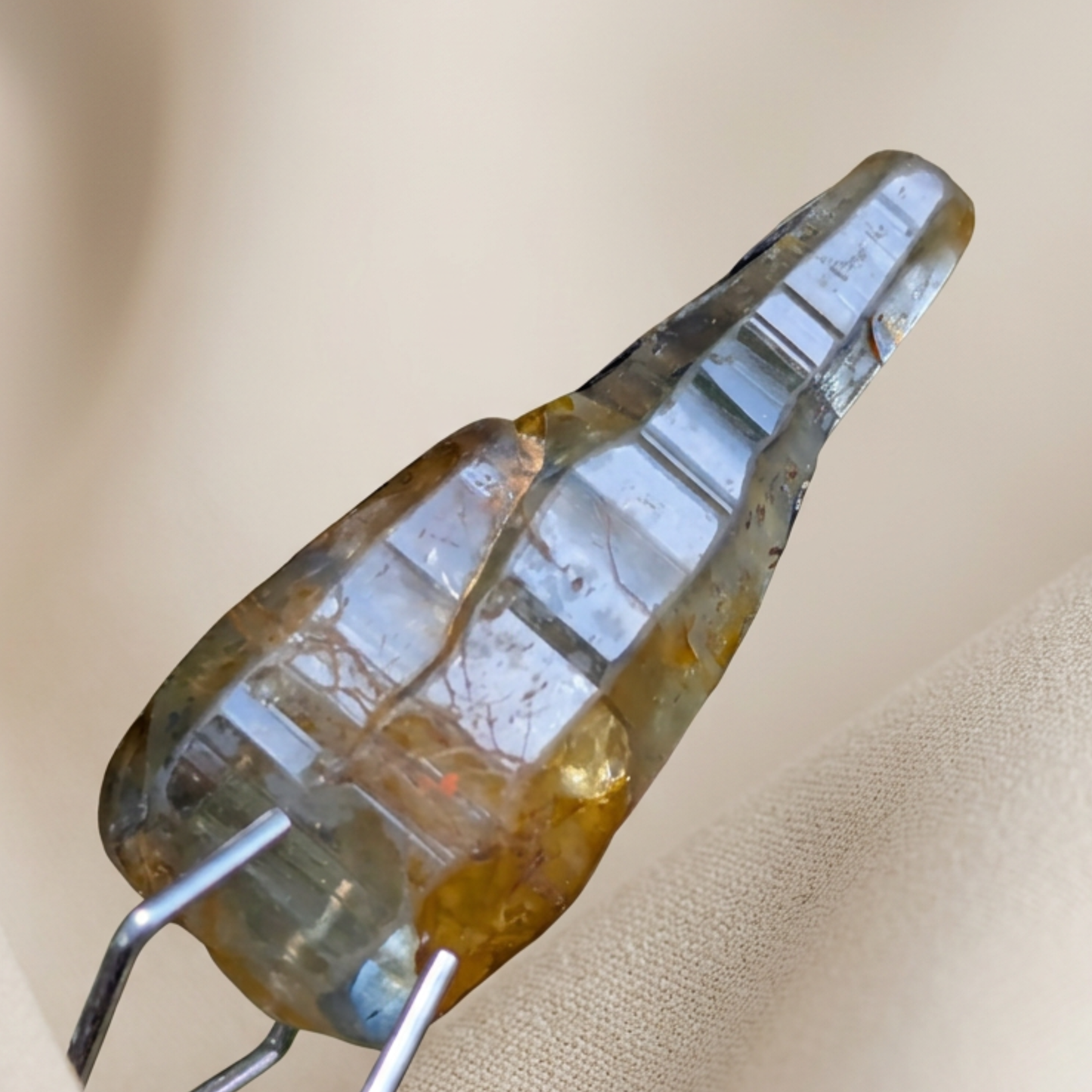 Natural Bi-Colour Sapphire Crystal – 7.00 ct Rare Skeletal Crystal | Unheated Ceylon Sapphire