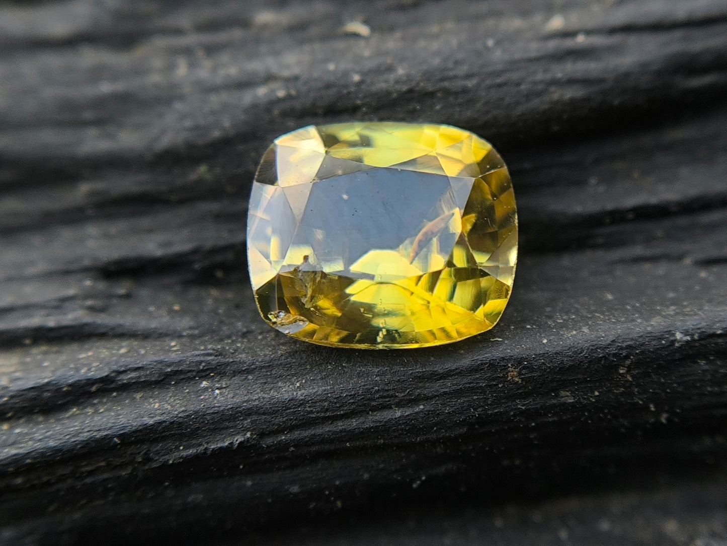 Natural Chrysoberyl 1.15ct – Untreated Yellowish Green VS | Ceylon Origin