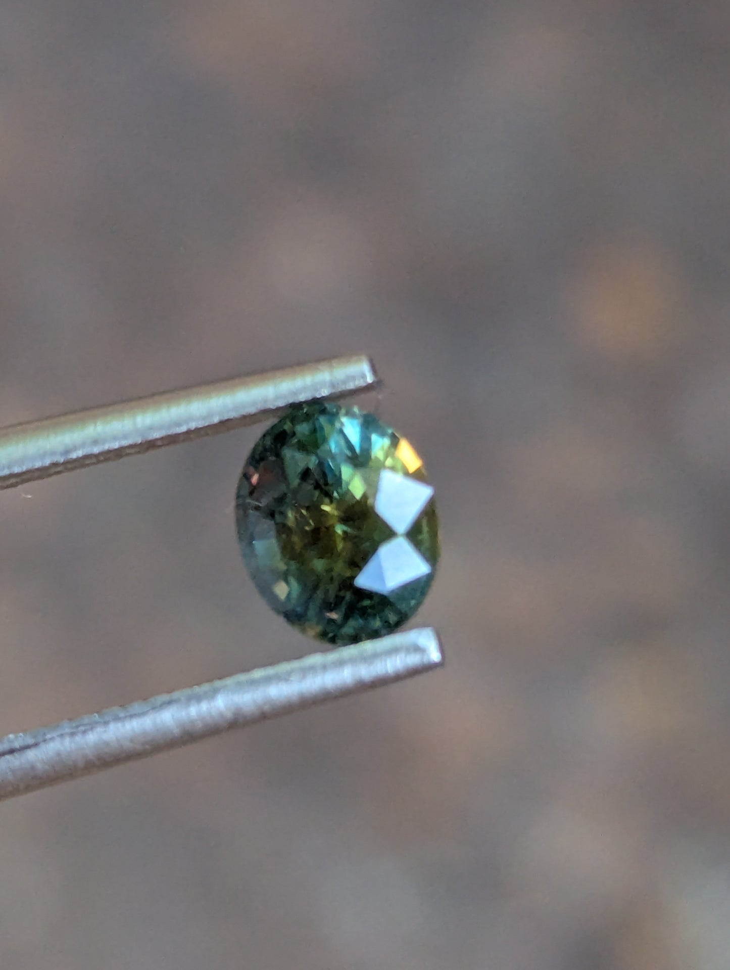 Natural Bicolour Sapphire 0.94ct VVS Heated | 6×5mm Oval Loose Gemstone | Ceylon Two Tone Sapphire