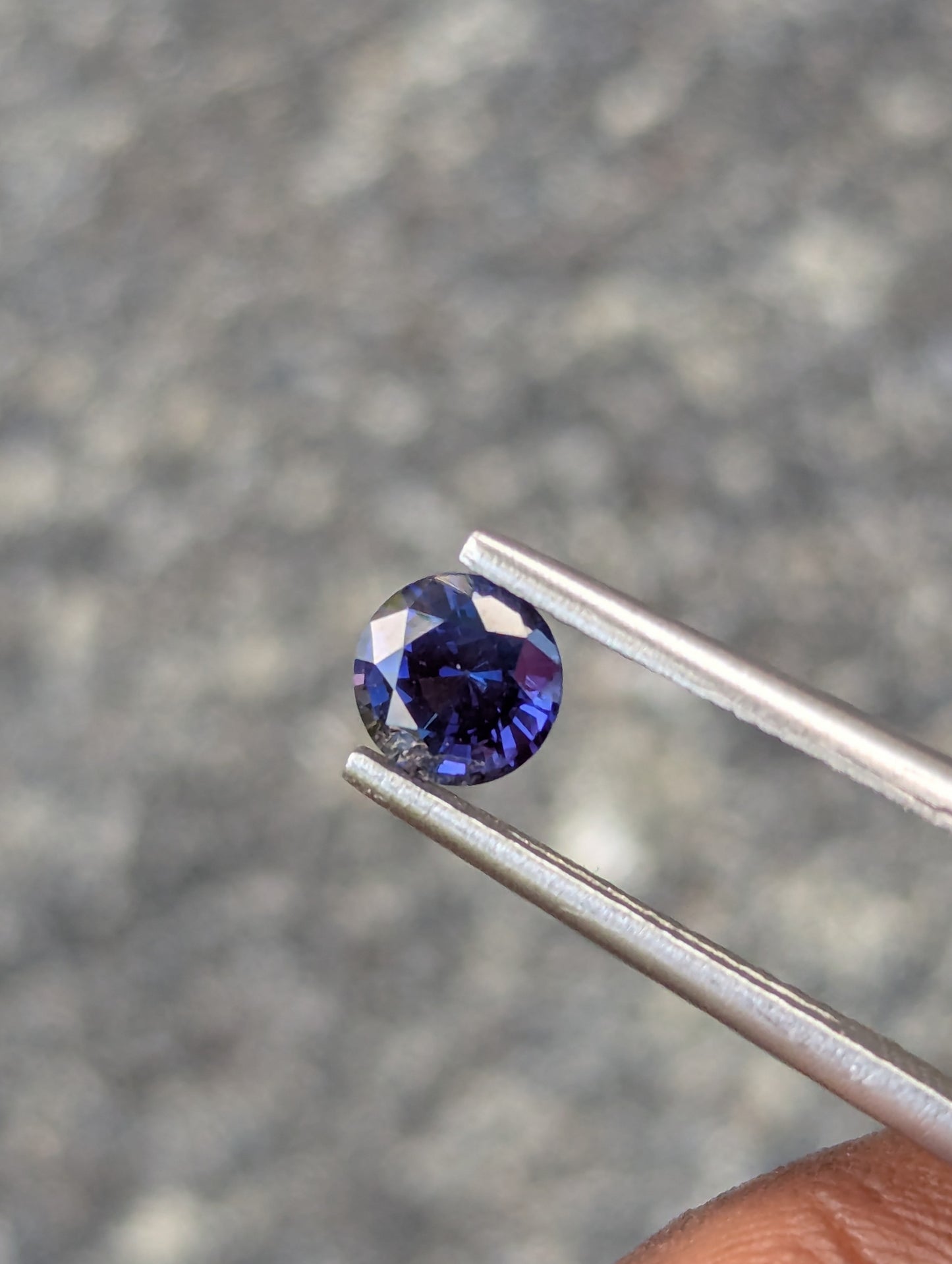 Natural Blue Sapphire 0.68 ct Round Cut 5.2 mm – Heated Ceylon Sapphire | Clean Loose Gemstone