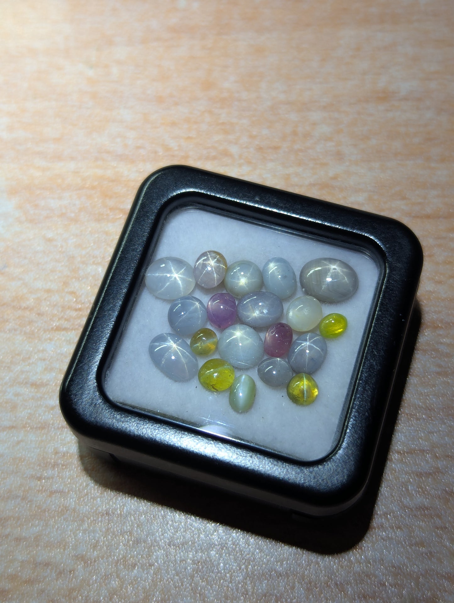 Natural Star Sapphire & Chrysoberyl Cat’s Eye Parcel – 17.8ct (19pcs) VS–VVS | Sri Lanka Origin