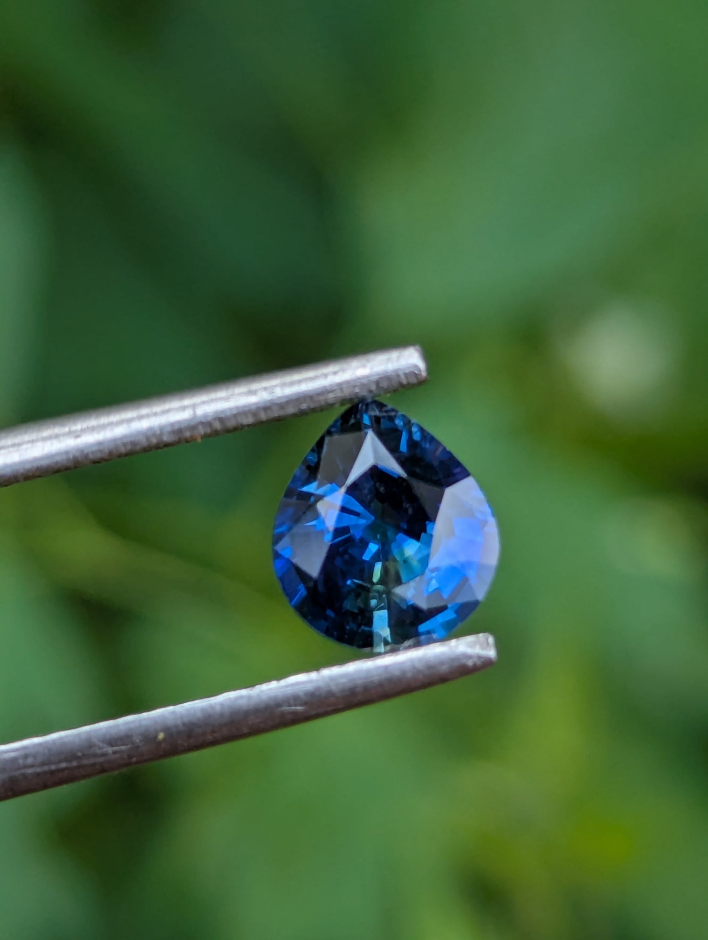 Natural Bi-Colour Sapphire 0.86ct Unheated Ceylon Sapphire VVS Blue Yellow Sapphire Loose Gemstone for Ring or Pendant