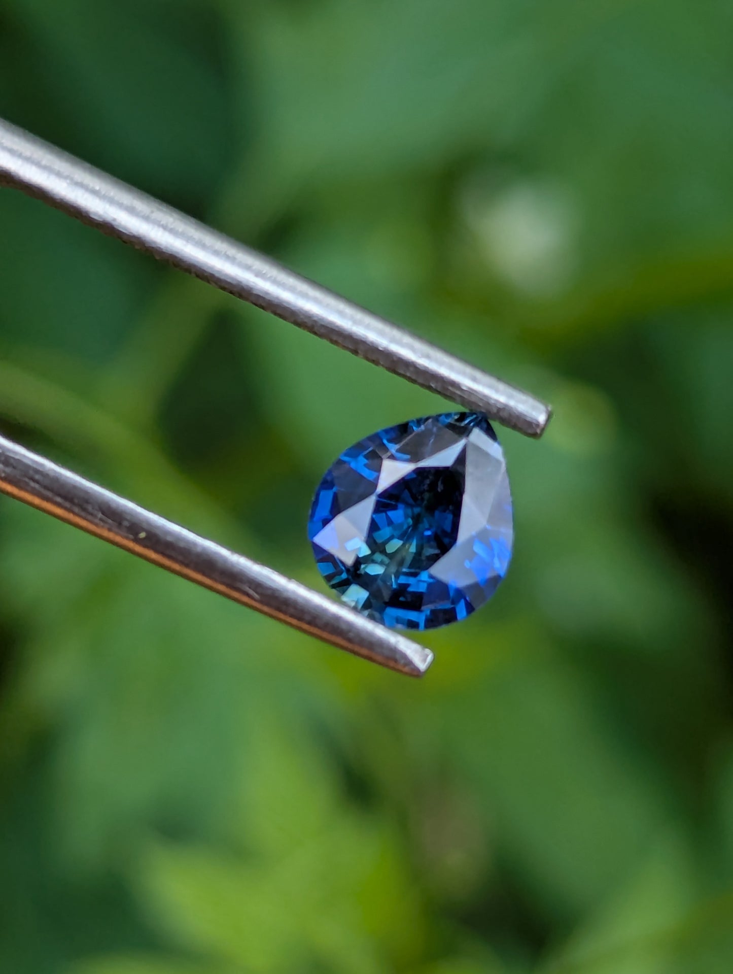 Natural Bi-Colour Sapphire 0.86ct Unheated Ceylon Sapphire VVS Blue Yellow Sapphire Loose Gemstone for Ring or Pendant