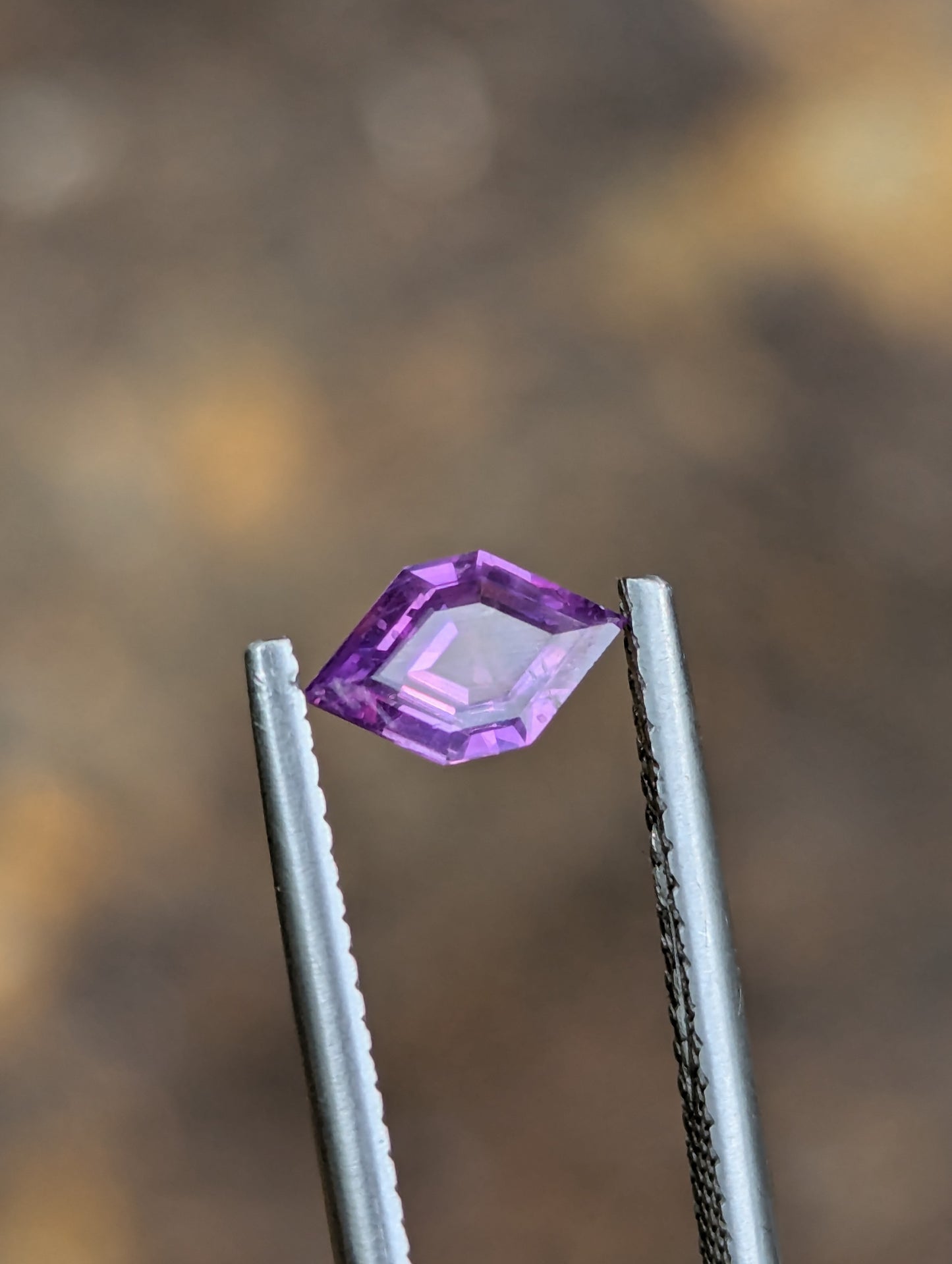Unheated Pink Sapphire 0.57ct – Precision Cut Natural Ceylon Gemstone