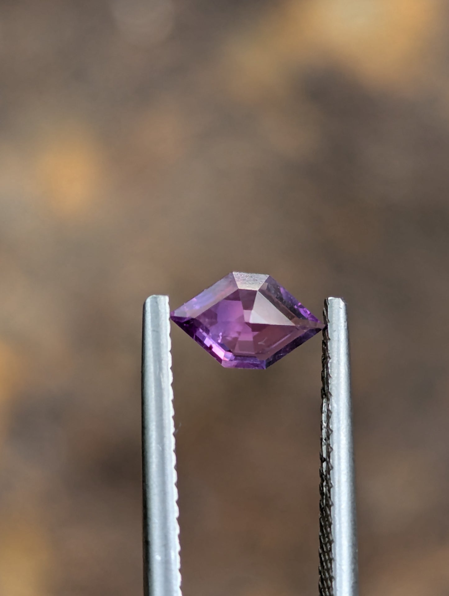 Unheated Pink Sapphire 0.57ct – Precision Cut Natural Ceylon Gemstone