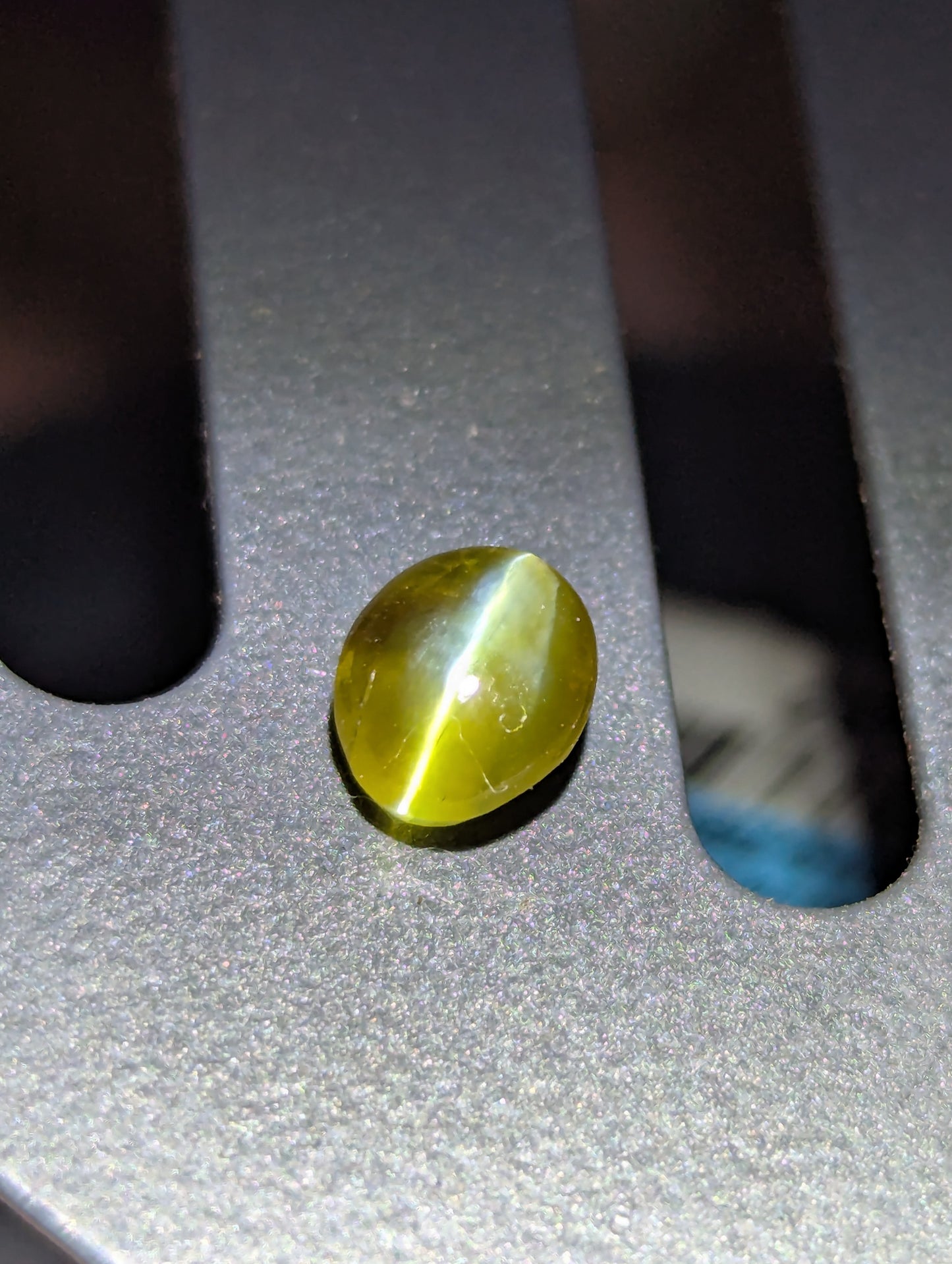 Honey Cat’s Eye Chrysoberyl 1.09ct Sri Lanka