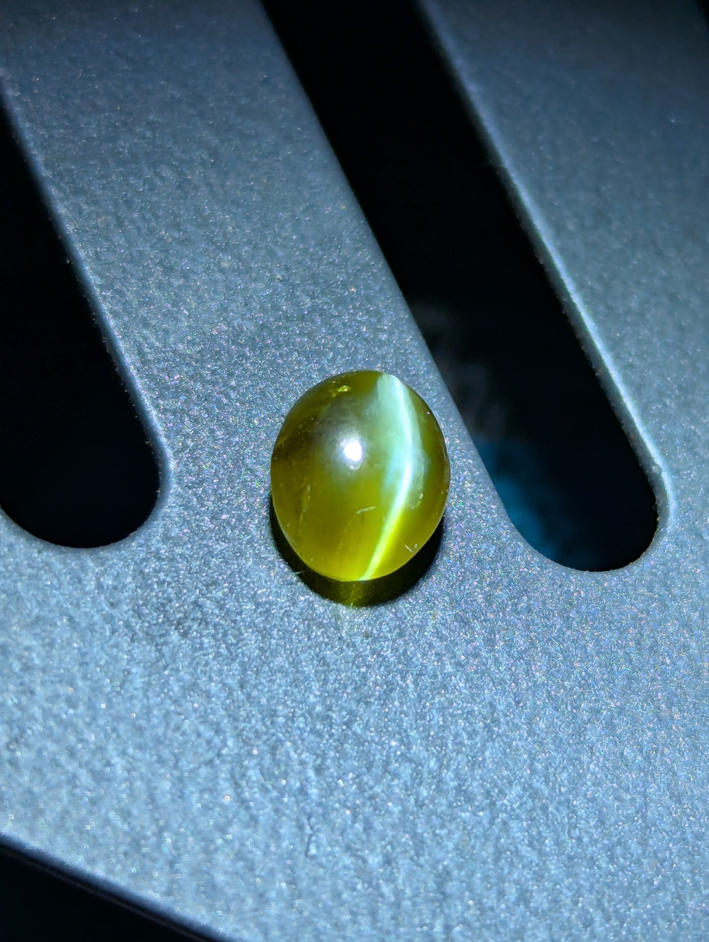 Honey Cat’s Eye Chrysoberyl 1.09ct Sri Lanka