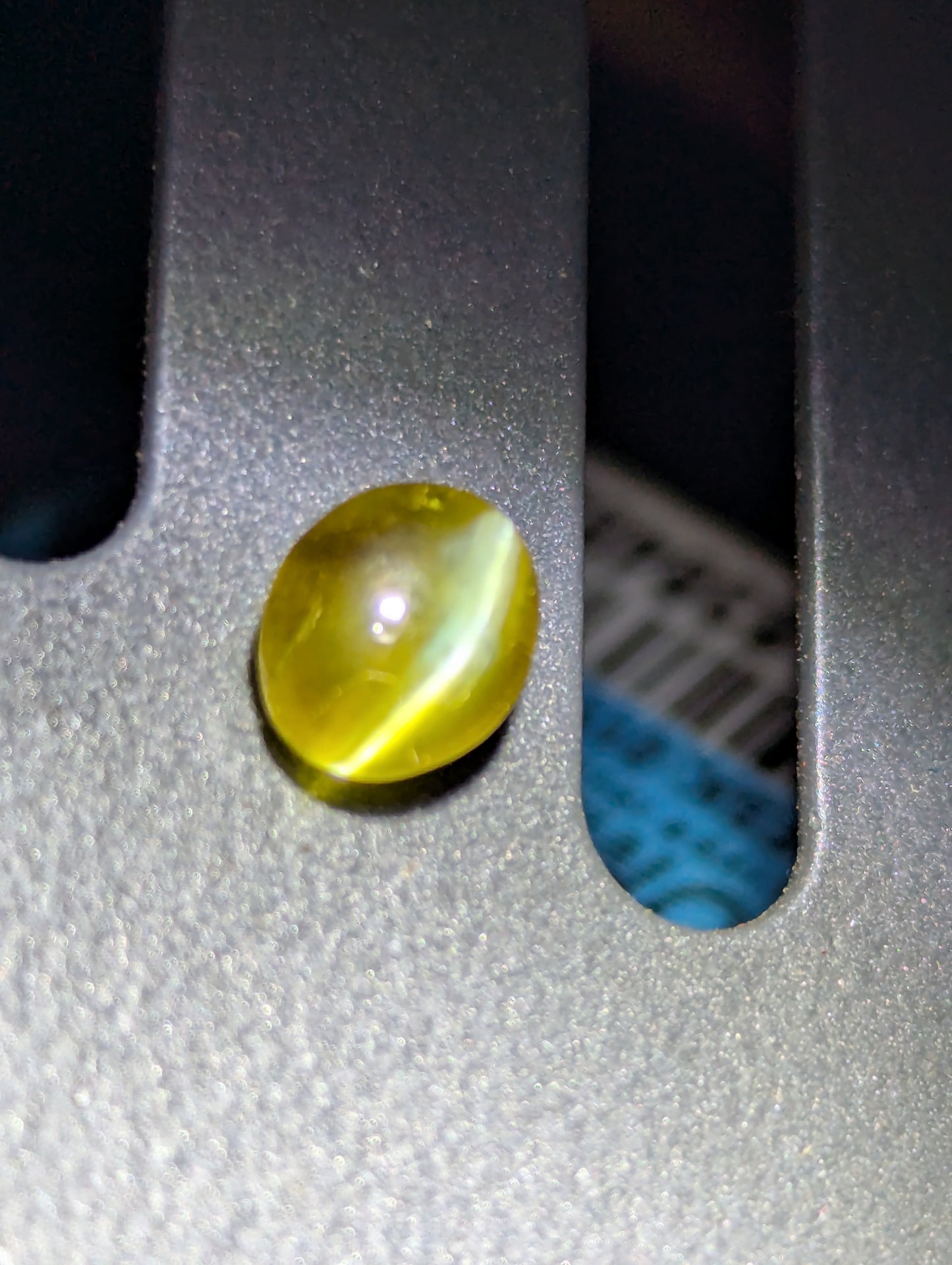 Honey Cat’s Eye Chrysoberyl 1.09ct Sri Lanka
