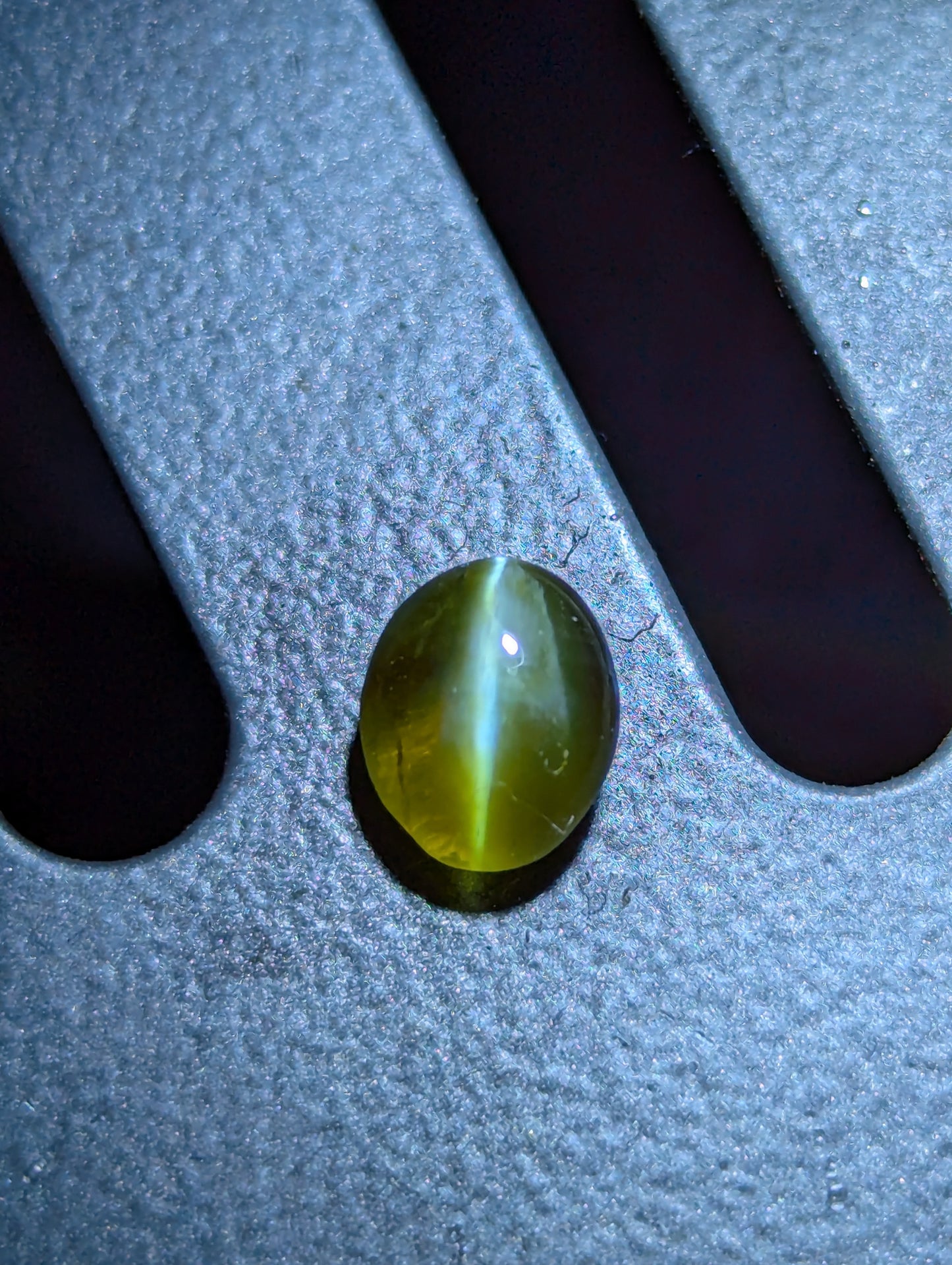 Honey Cat’s Eye Chrysoberyl 1.09ct Sri Lanka