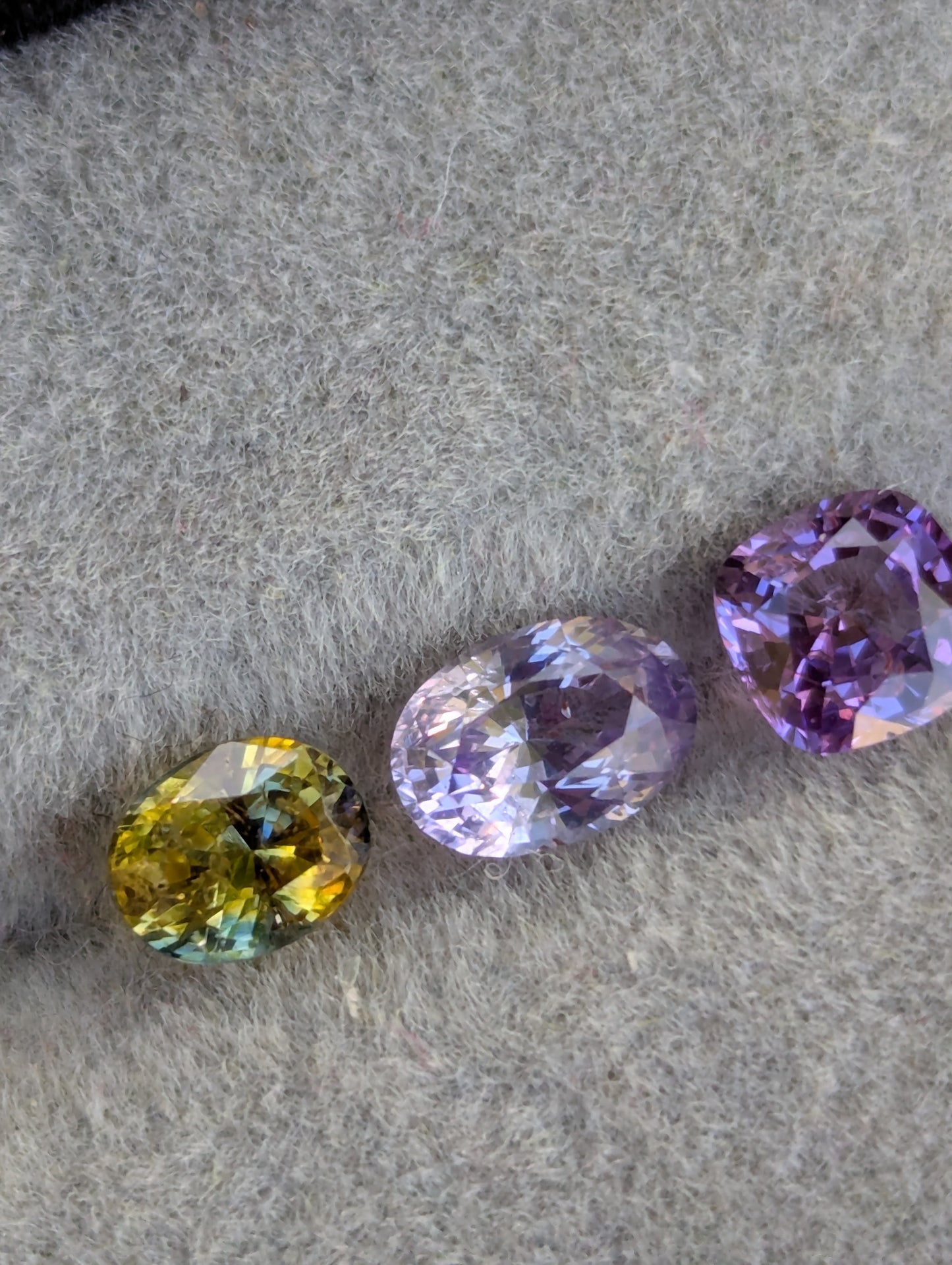 Natural Mixed Sapphire Trio 1.80ct – Purple, Lavender & Bi-Color | VVS | Sri Lanka
