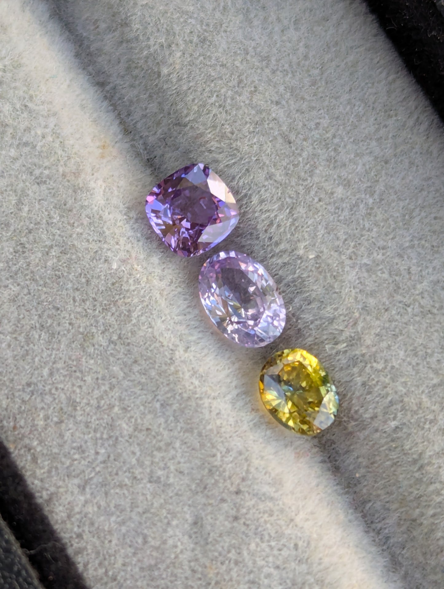 Natural Mixed Sapphire Trio 1.80ct – Purple, Lavender & Bi-Color | VVS | Sri Lanka