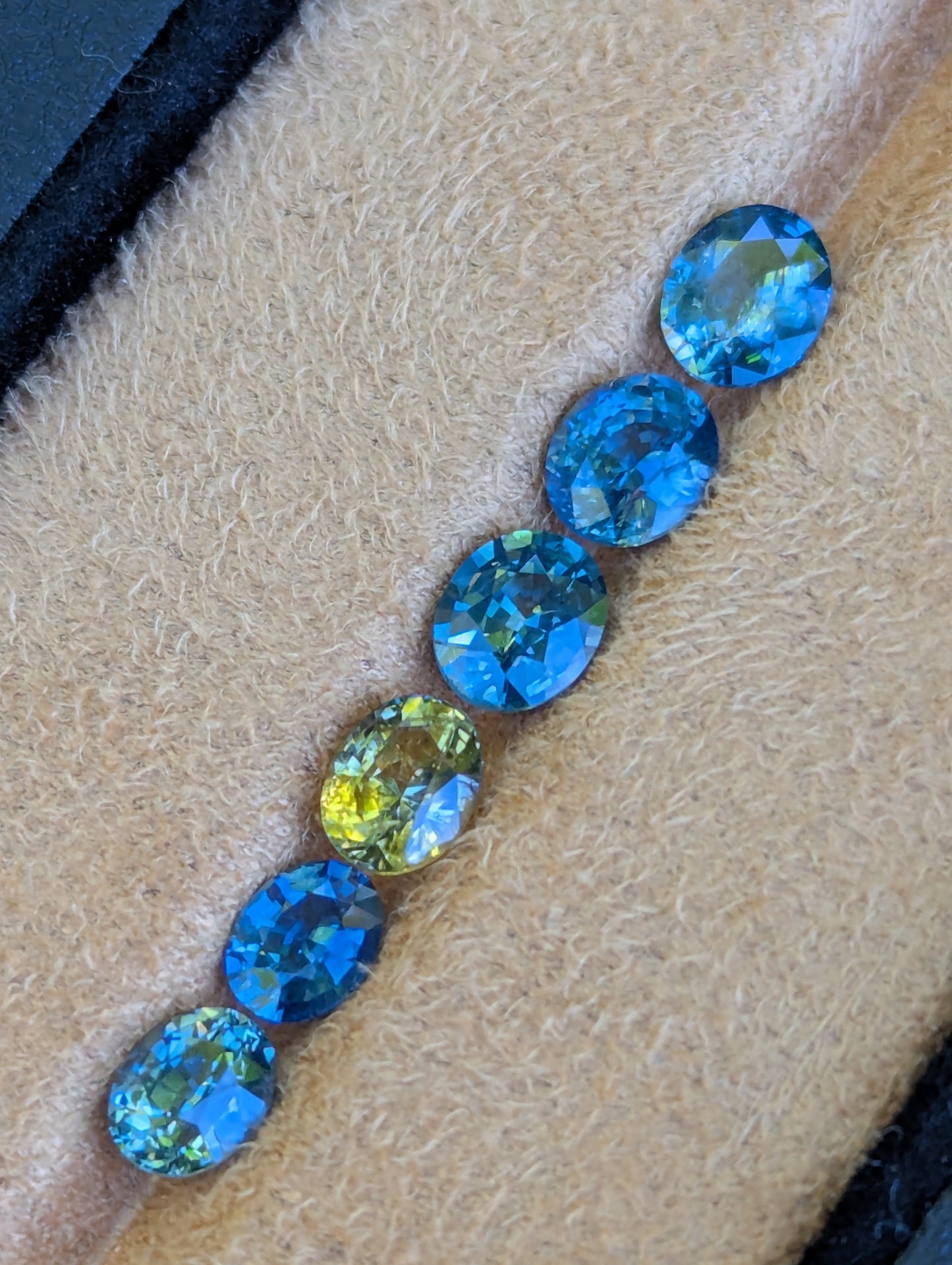 Natural Bi-Colour Sapphire Ovals Parcel – 3.28ct Ceylon Gemstones