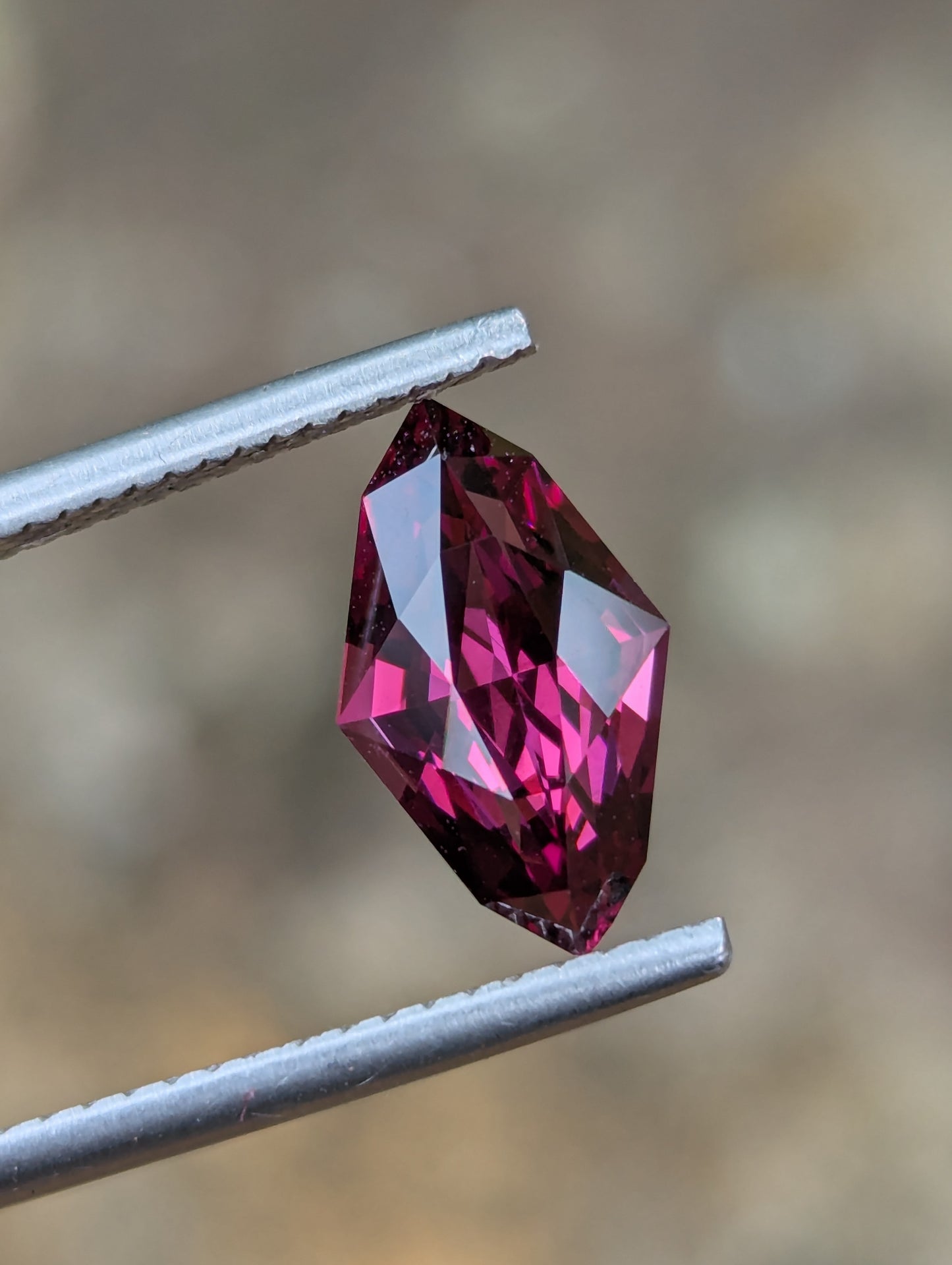 Natural Elahera Garnet 2.35ct – Kite Cut Fancy Shape