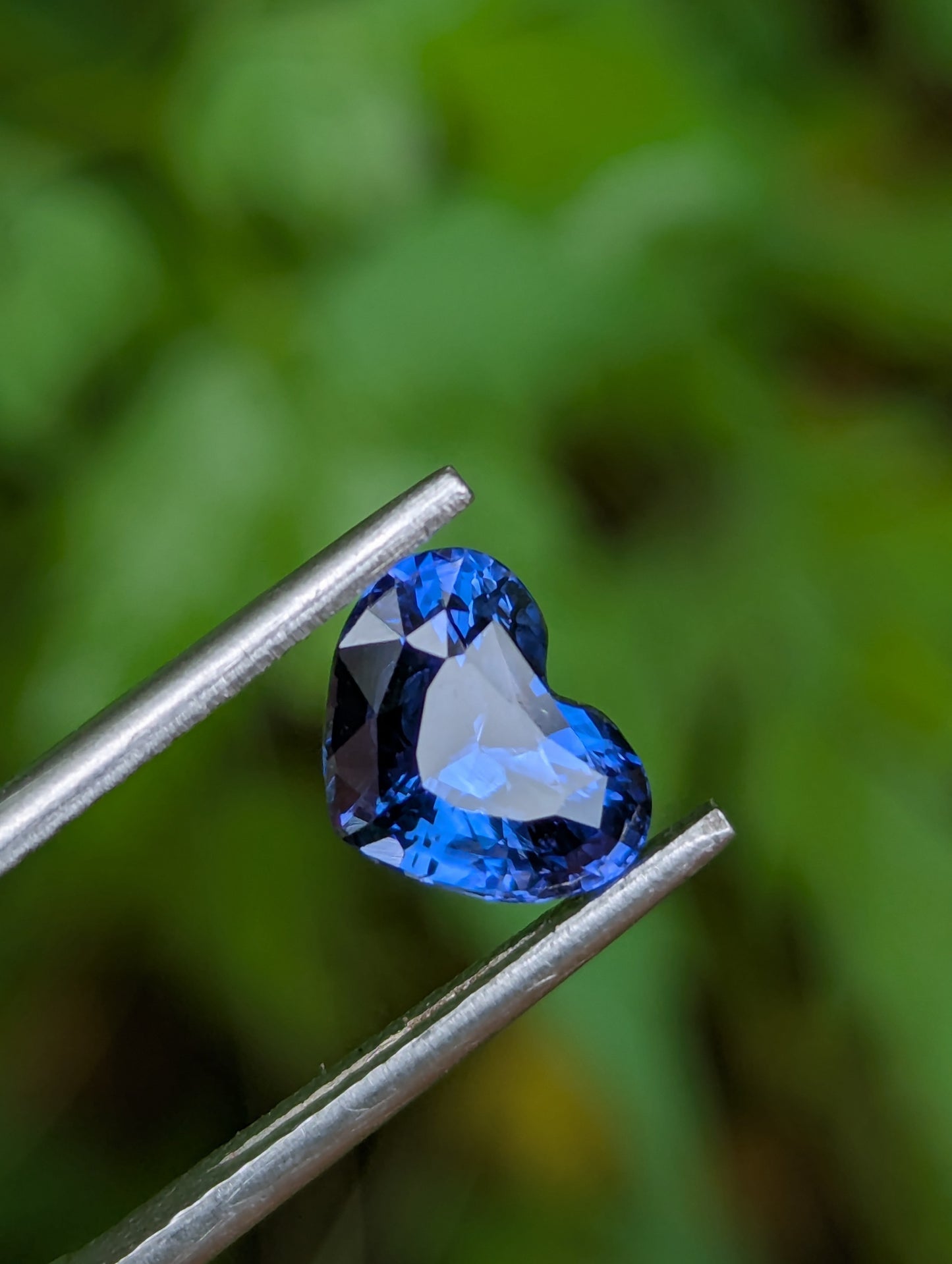 Natural Royal Blue Heart Sapphire weighing 2.22ct with a nice blue sapphire,