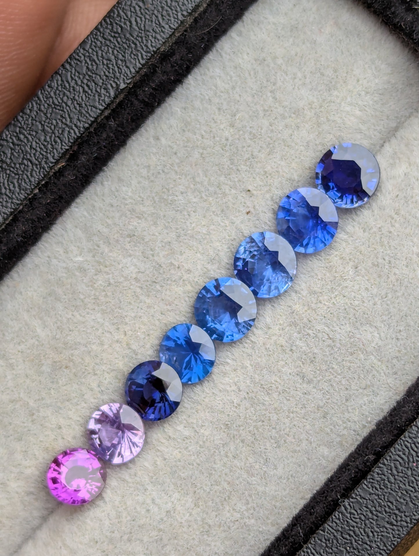 5.2ct Natural Sapphire Round Parcel – Mixed Colors Heated Sapphires 5–5mm
