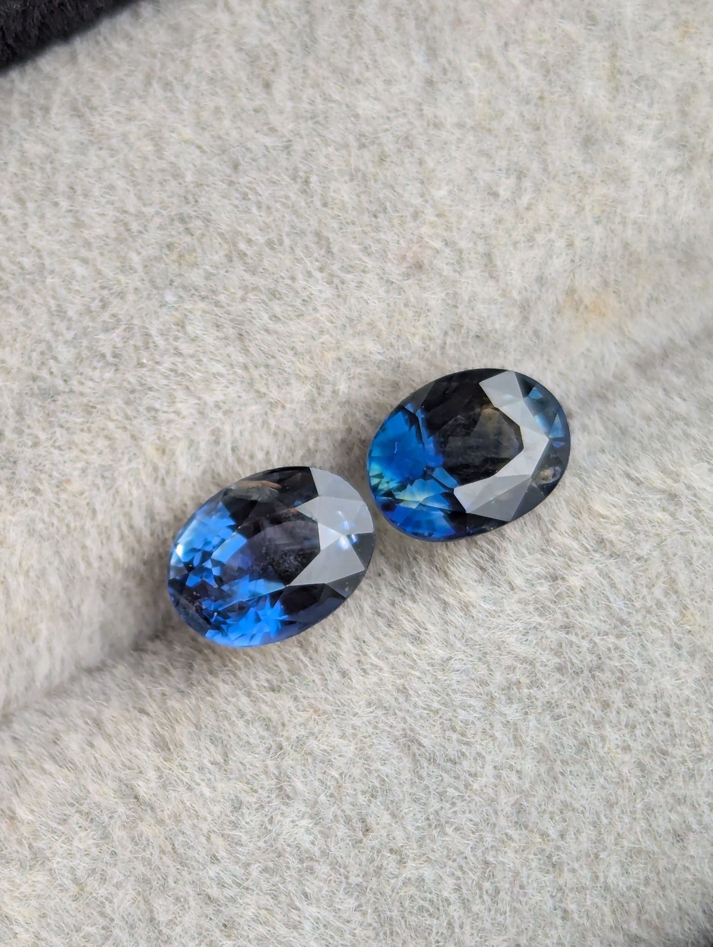 Natural Bi-Color Sapphire Pair 2.08ct | Rare Ceylon Blue Yellow Sapphire Matching Pair | Oval Eye Clean Loose Gemstones for Earrings Jewelry Making
