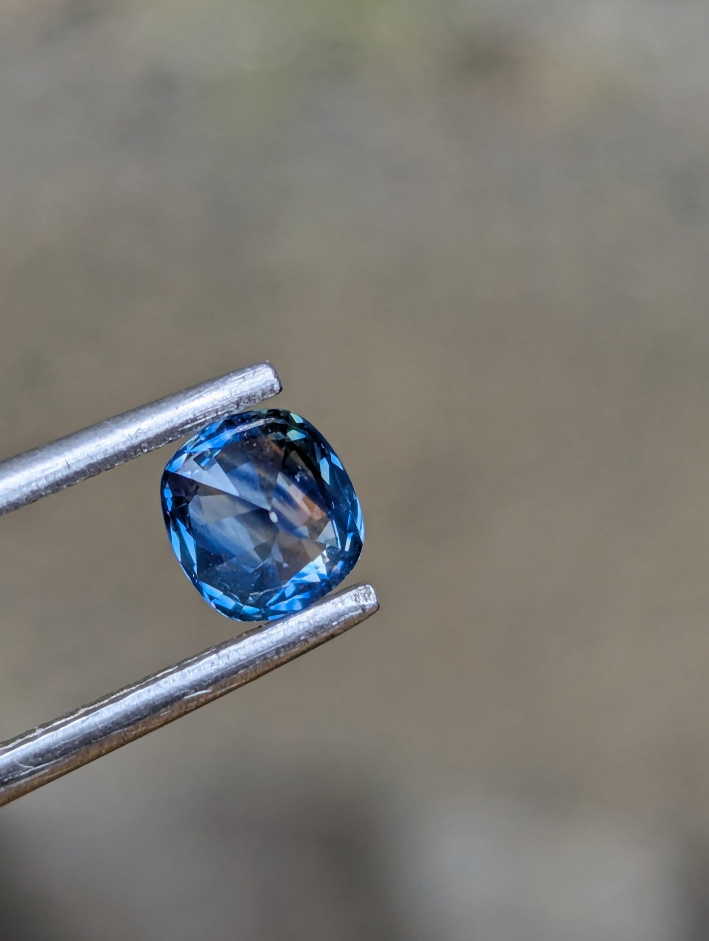 Natural Bi-Color Sapphire – 0.83 Carat Cushion Cut | Ceylon Sapphire