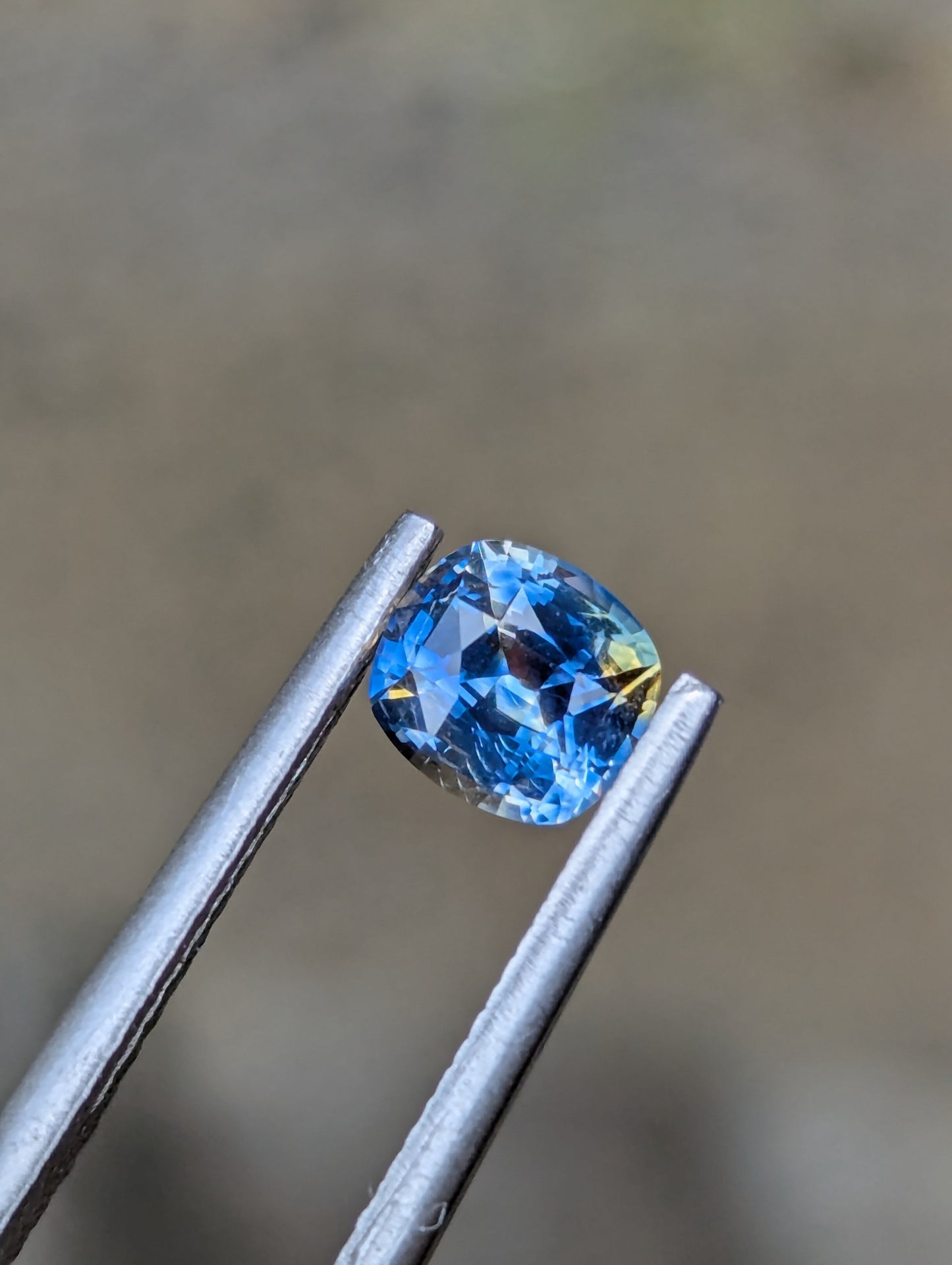 Natural Bi-Color Sapphire – 0.83 Carat Cushion Cut | Ceylon Sapphire