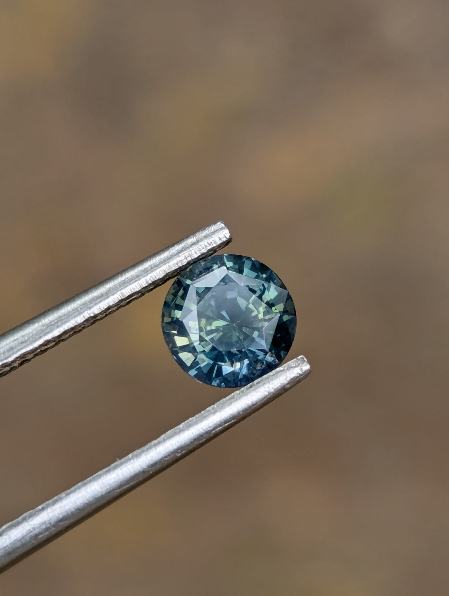 Natural Unheated Teal Sapphire – 1.09 Carat Round Cut Certified Gemstone