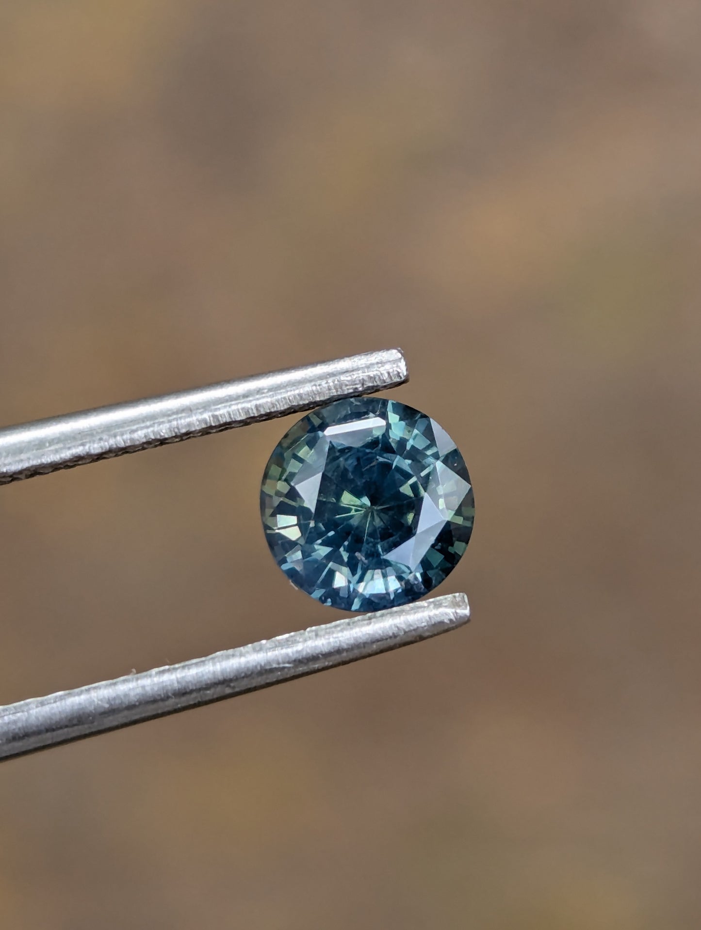 Natural Unheated Teal Sapphire – 1.09 Carat Round Cut Certified Gemstone