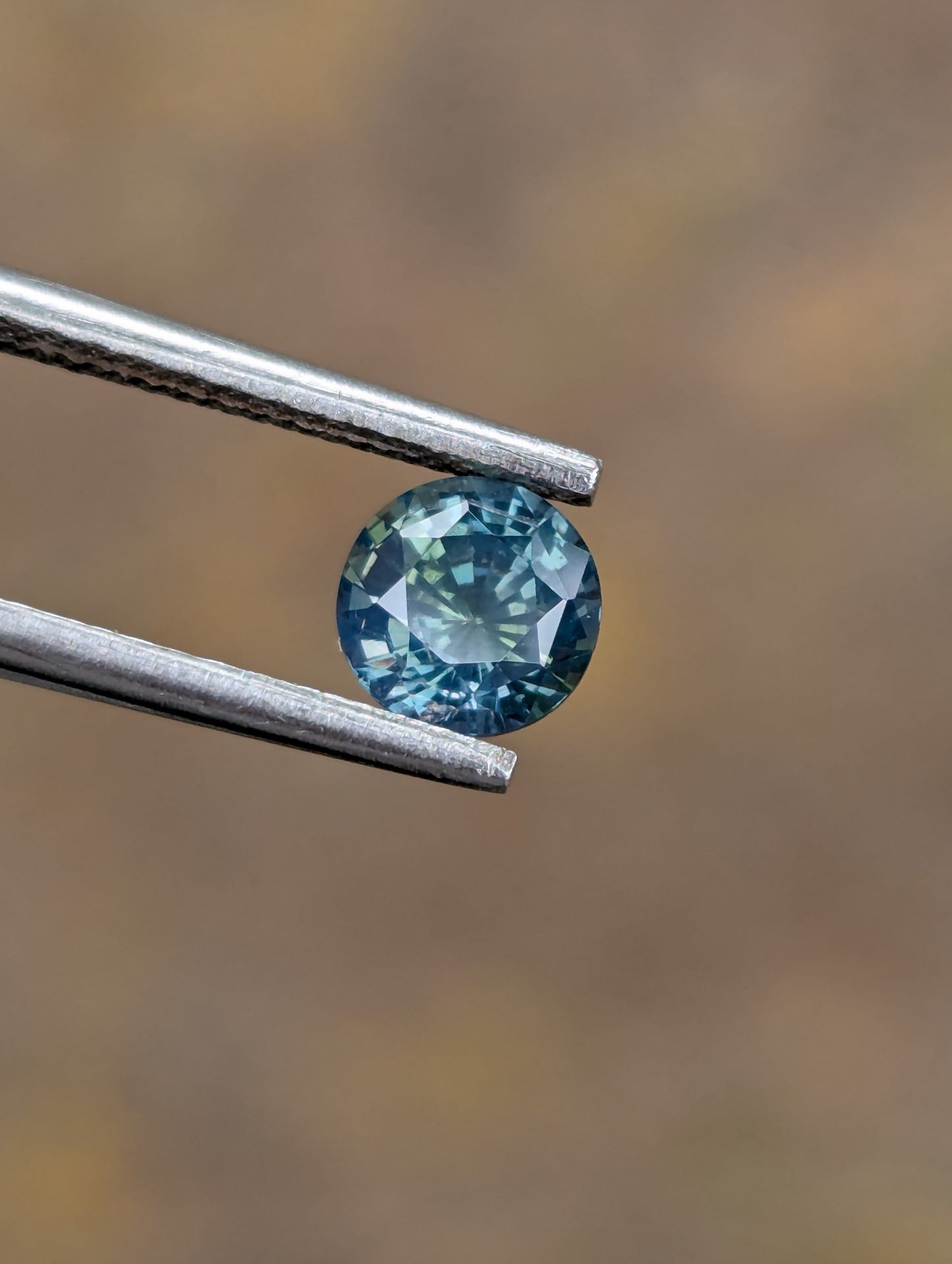 Natural Unheated Teal Sapphire – 1.09 Carat Round Cut Certified Gemstone