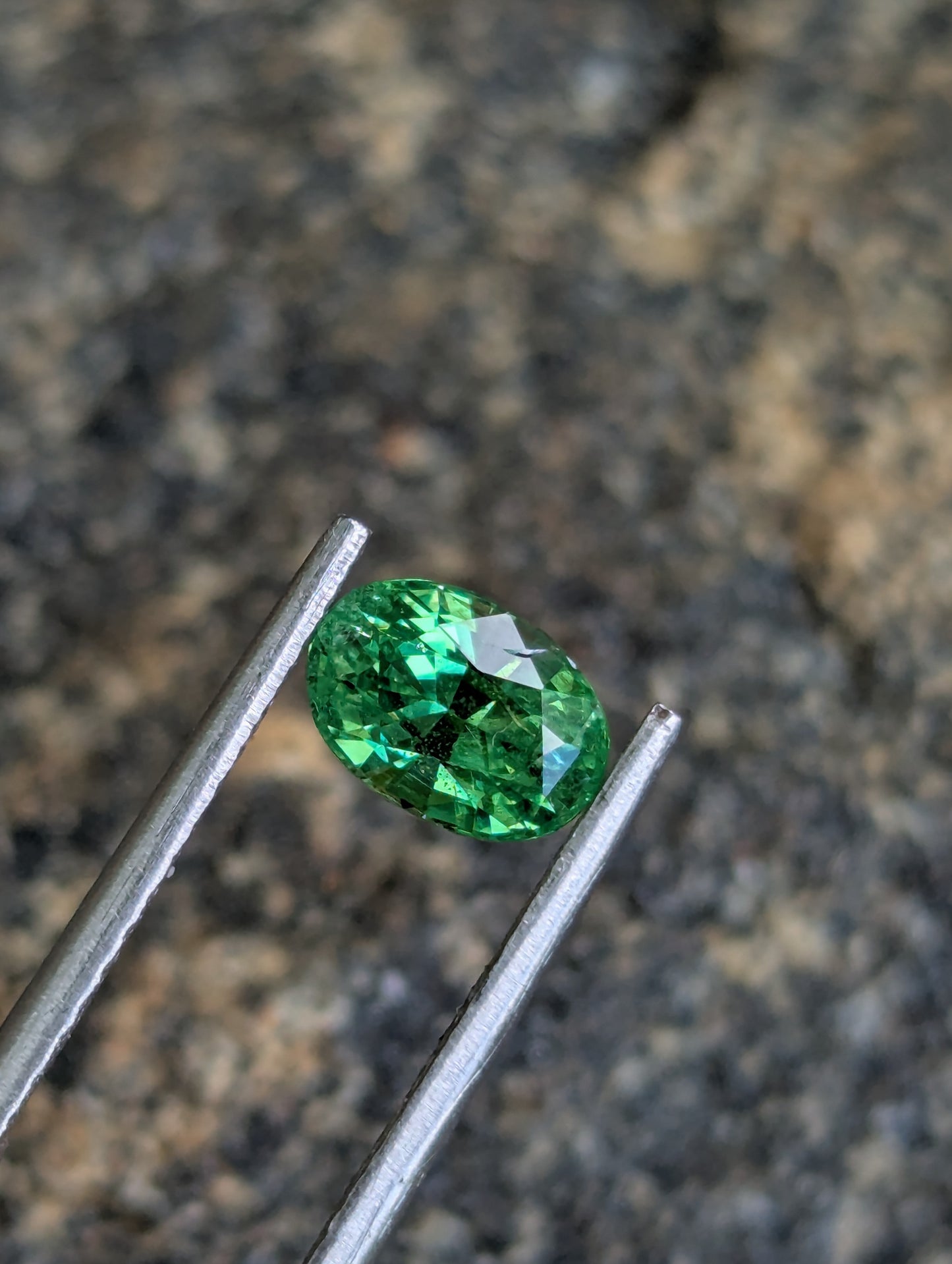 Natural Tsavorite Garnet 1.55 Carat Oval Cut Green Gemstone