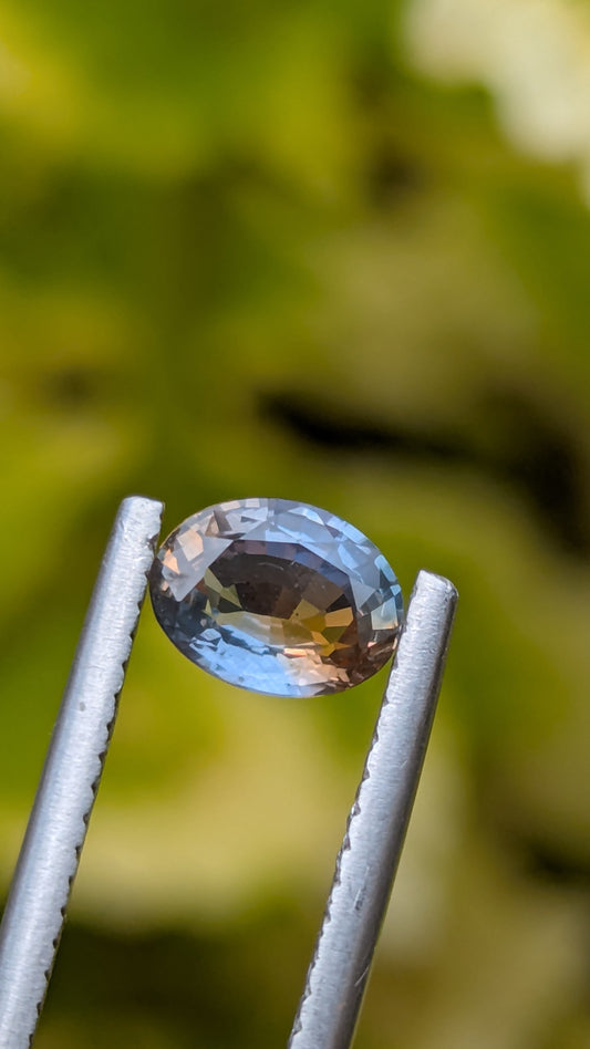 Natural Bi-Color Ceylon Sapphire – 0.88 Ct