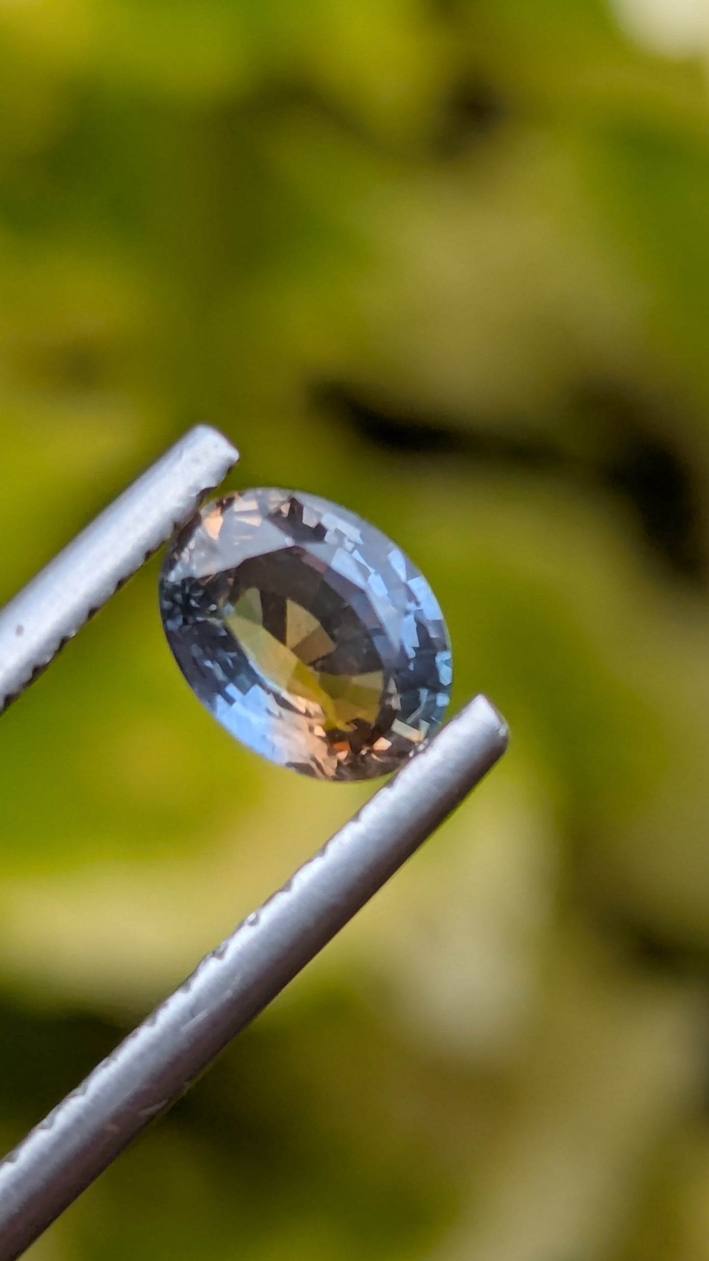 Natural Bi-Color Ceylon Sapphire – 0.88 Ct
