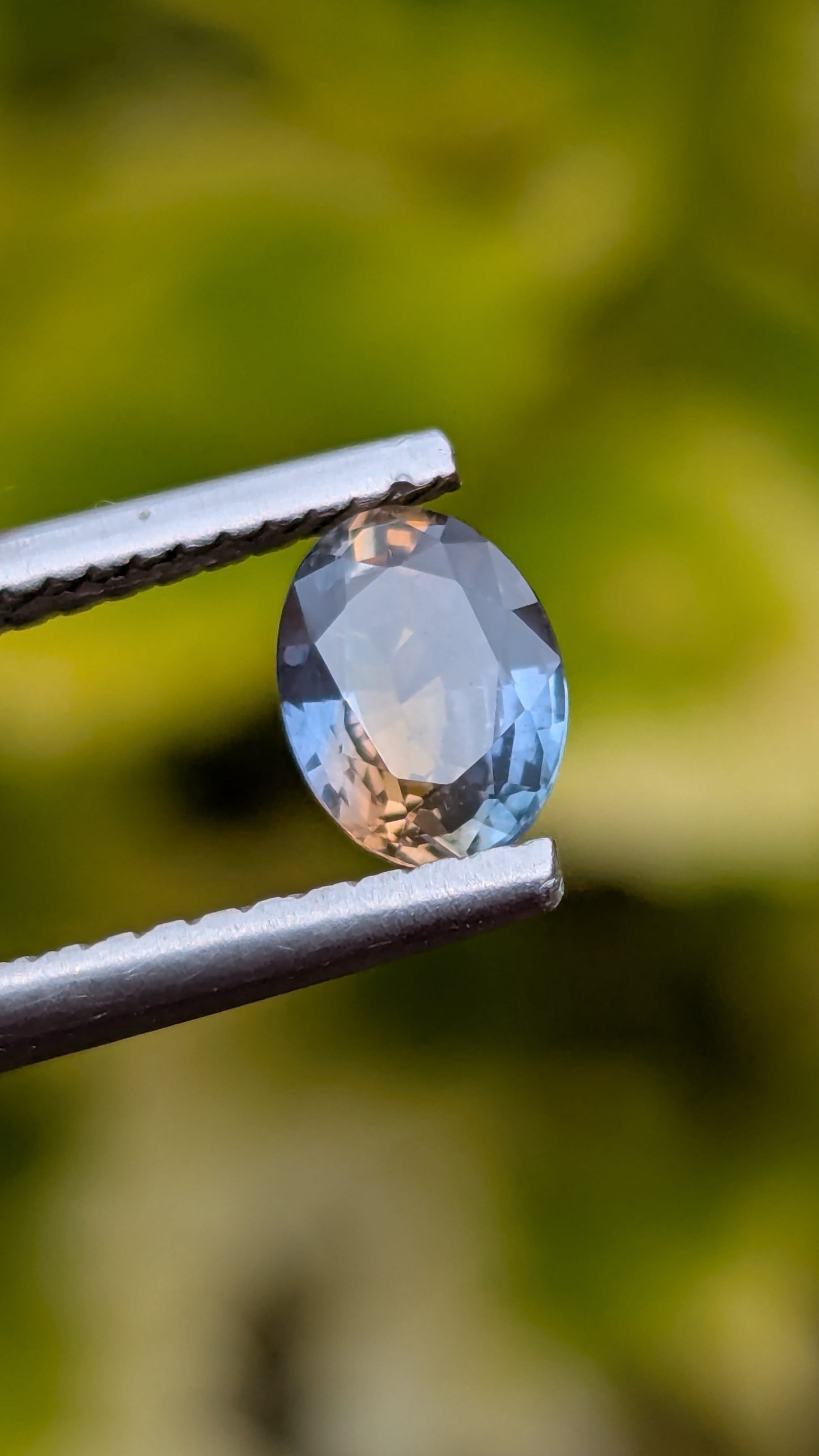 Natural Bi-Color Ceylon Sapphire – 0.88 Ct