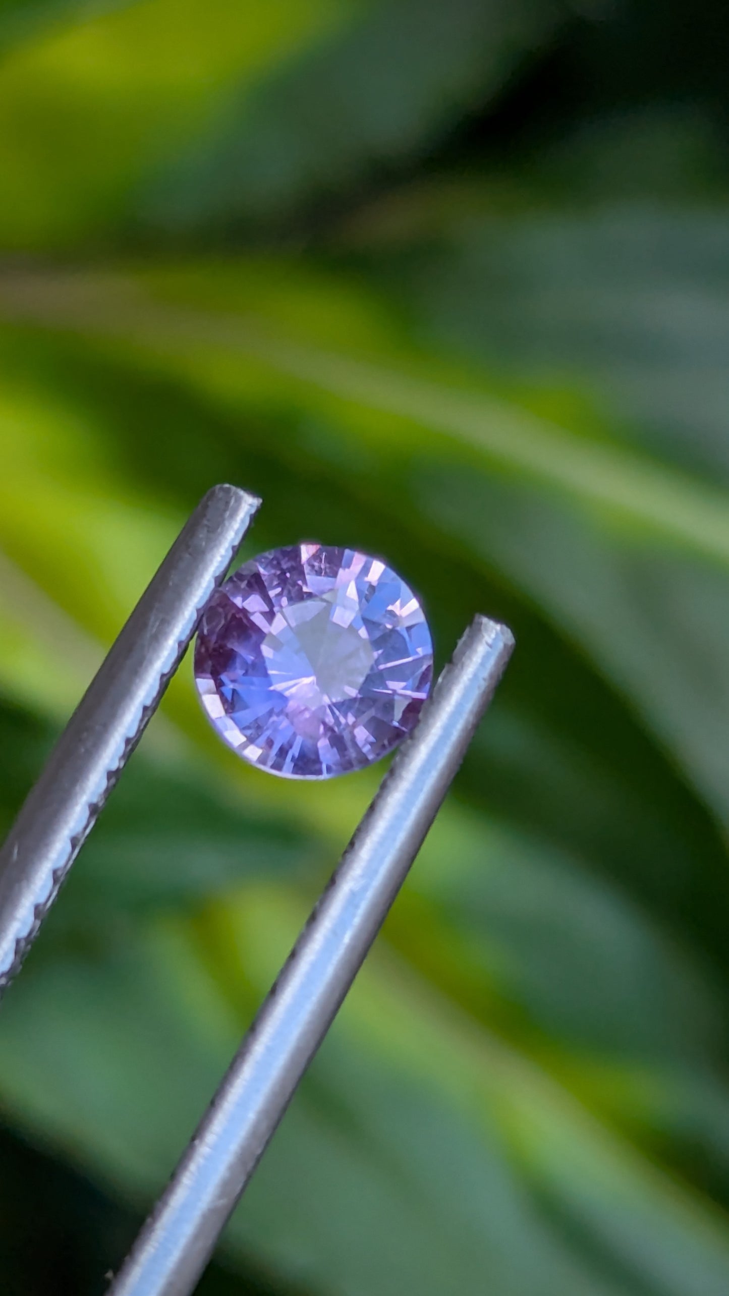 Natural Ceylon Lavender Sapphire – 0.60 Ct Round 5.2mm | Heated | Eye Clean | Rakwana, Sri Lanka