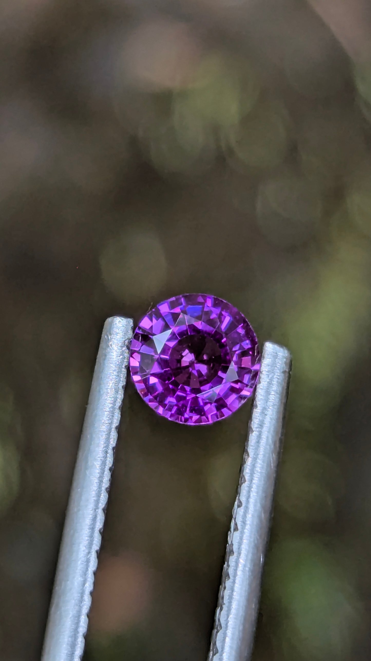 Natural Ceylon Purple Sapphire – 5mm Round | VVS Clarity | Heated | Ratnapura, Sri Lanka