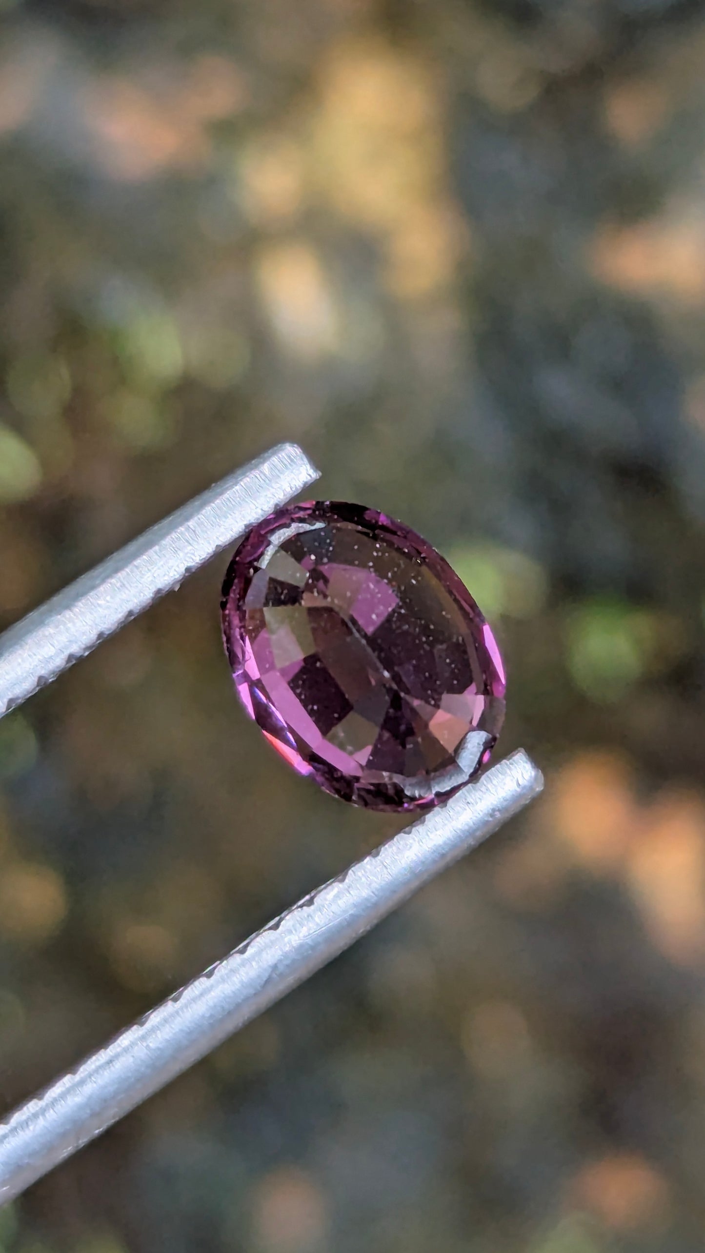 Natural Pinkish Purple Spinel 1.26 Ct – Unheated VVS Oval Gemstone from Rakwana, Sri Lanka