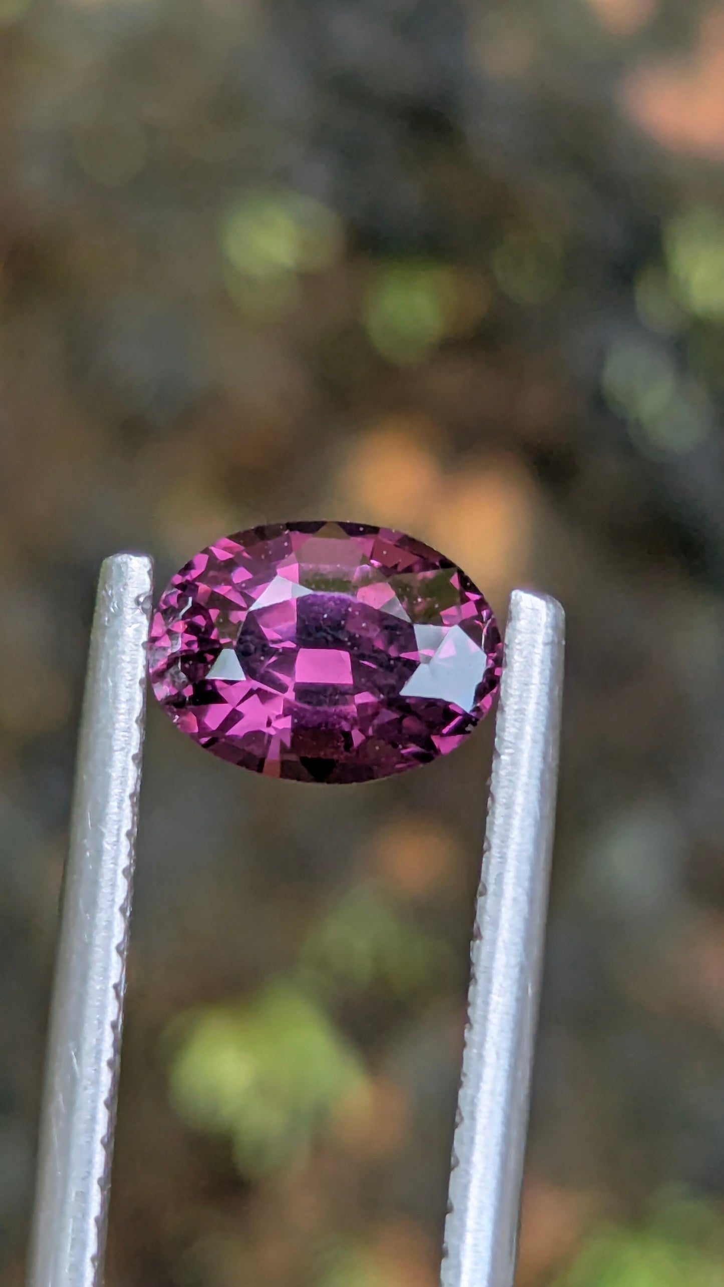 Natural Pinkish Purple Spinel 1.26 Ct – Unheated VVS Oval Gemstone from Rakwana, Sri Lanka