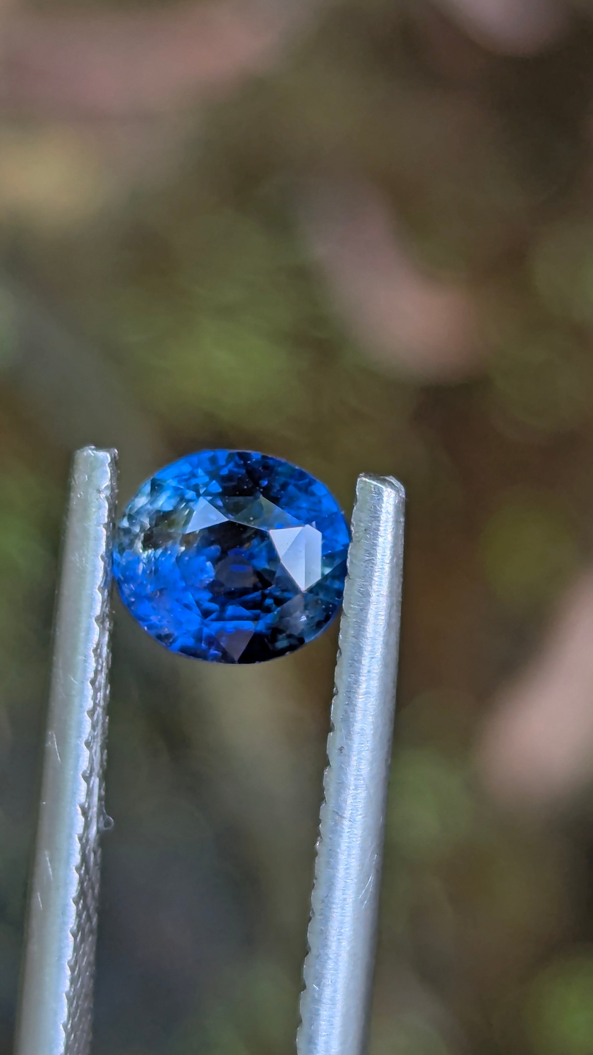 Natural Royal Blue Ceylon Sapphire 1.16 Ct Oval Cut – Ratnapura Sri Lanka