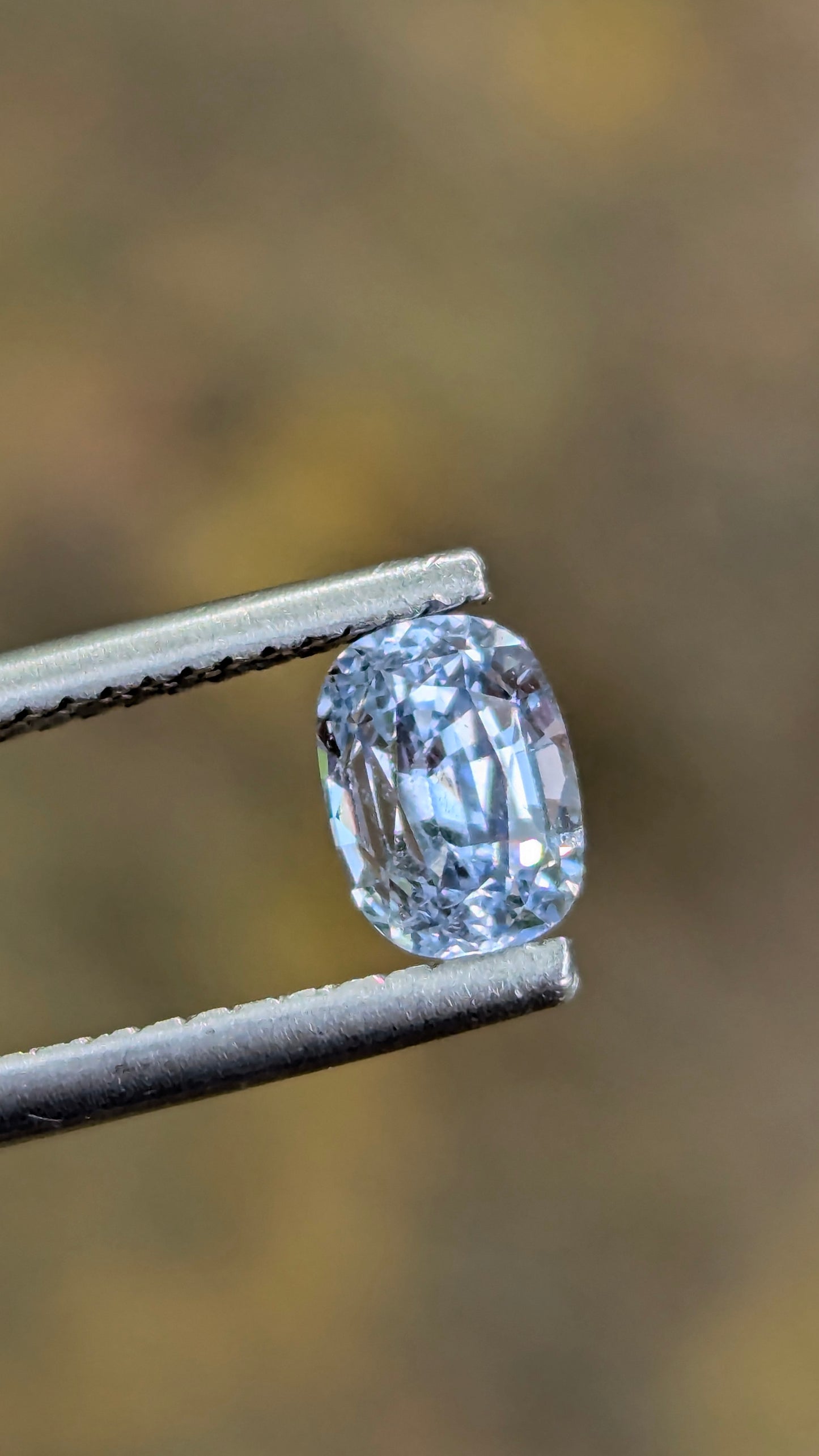 Natural White Sapphire 1.19 Ct | Oval Cut | VVS | Ceylon Gemstone