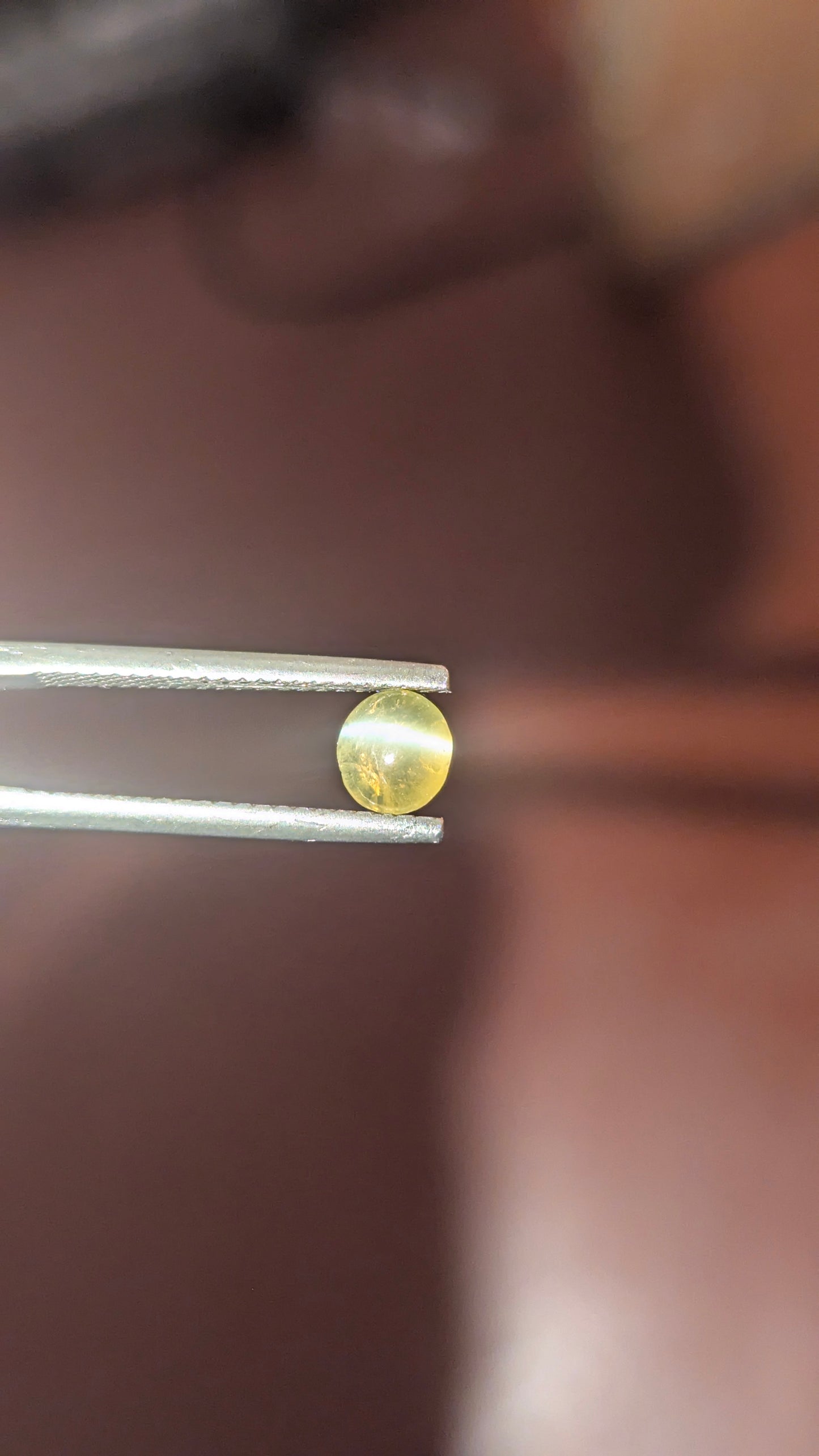 Natural Chrysoberyl Cat's Eye 0.94 Ct | Sharp Chatoyancy | Sri Lanka