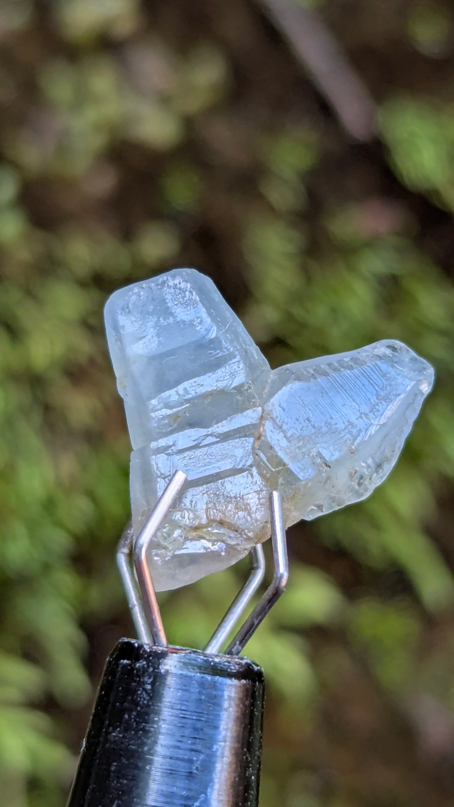 Natural Pale Blue Geuda Sapphire Crystal – 4.45 ct Twin Crystal | Unheated Ceylon Sapphire