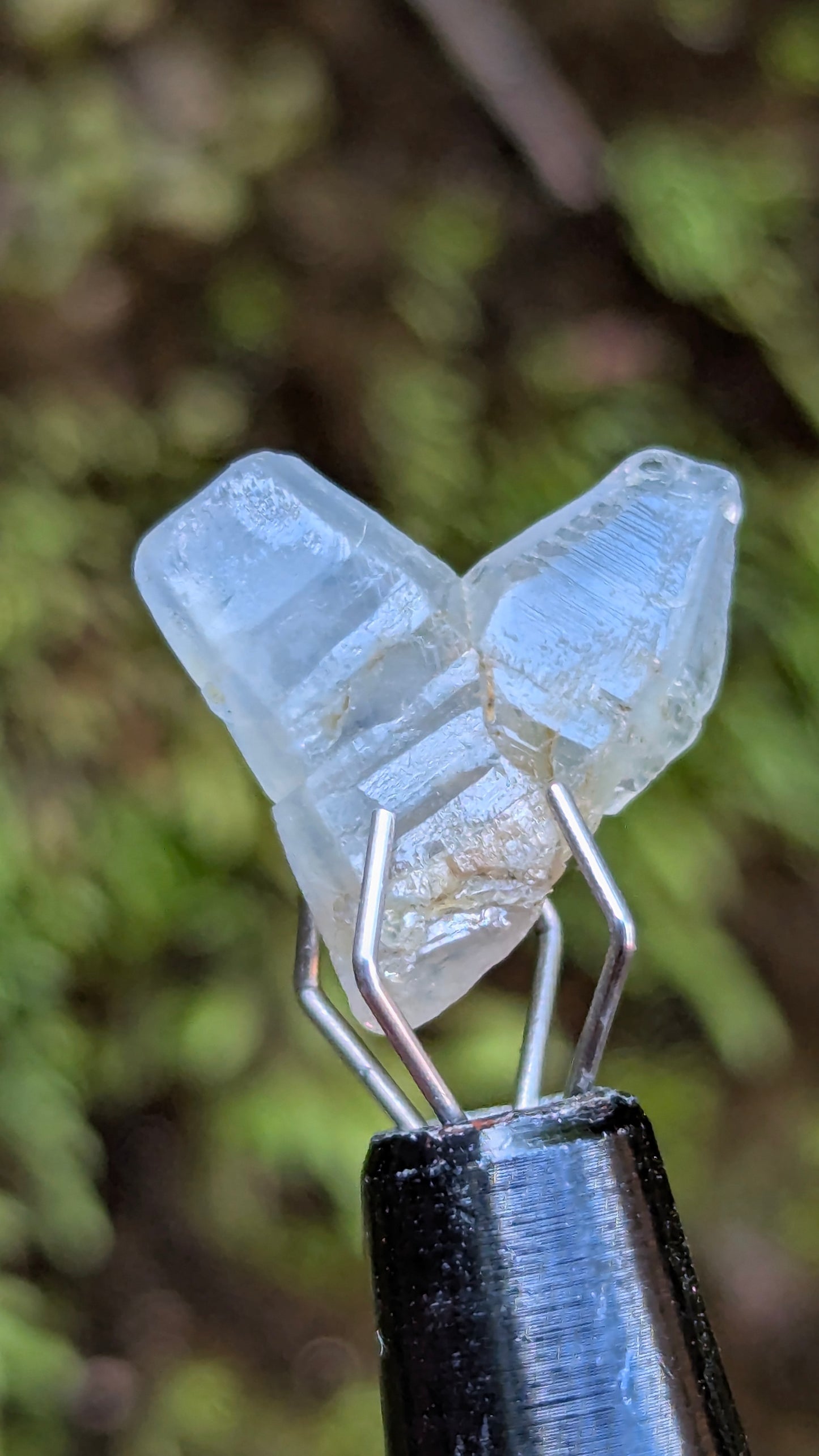 Natural Pale Blue Geuda Sapphire Crystal – 4.45 ct Twin Crystal | Unheated Ceylon Sapphire