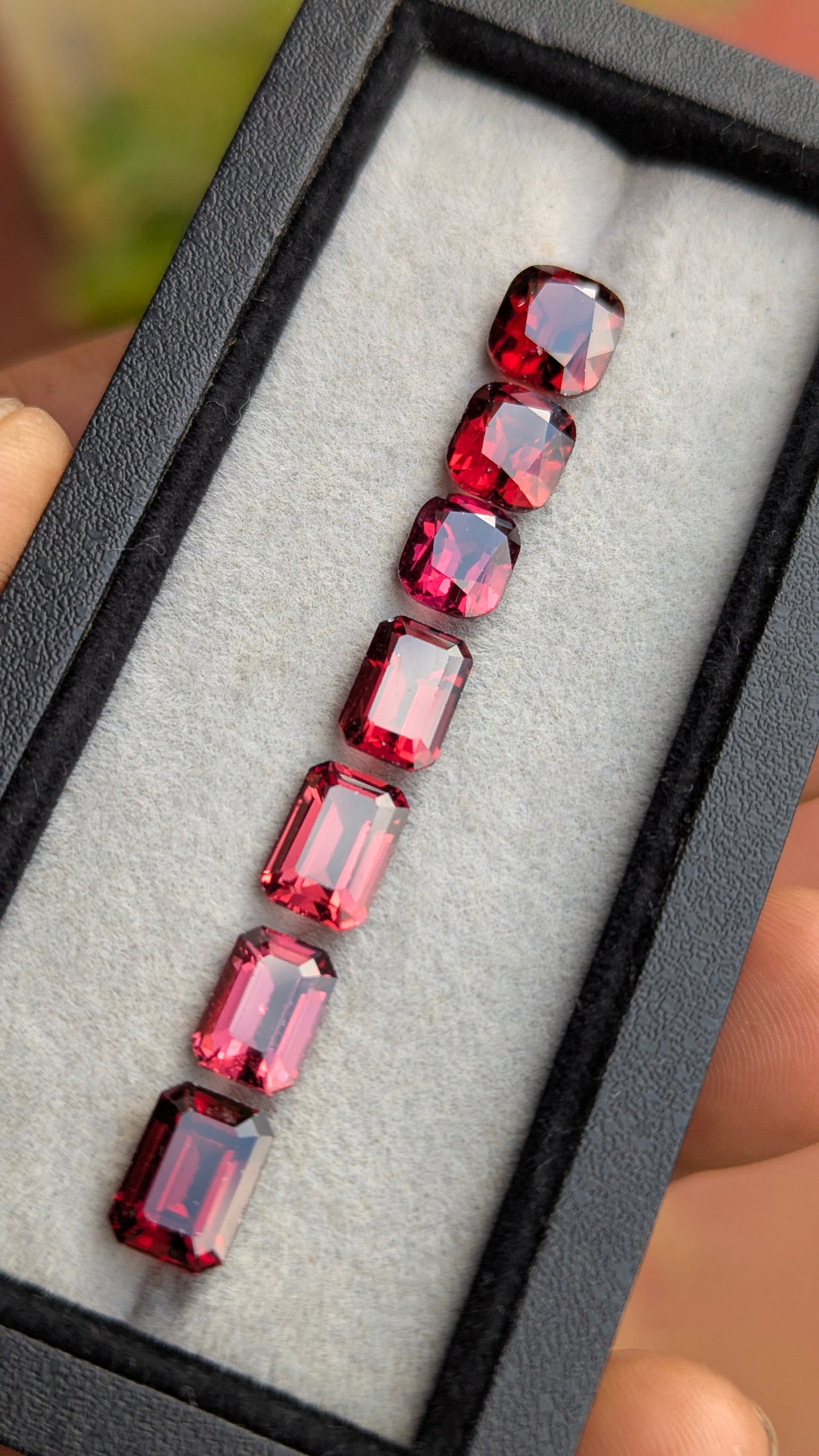 Natural Rhodolite Garnet Parcel – 20.00 Ct