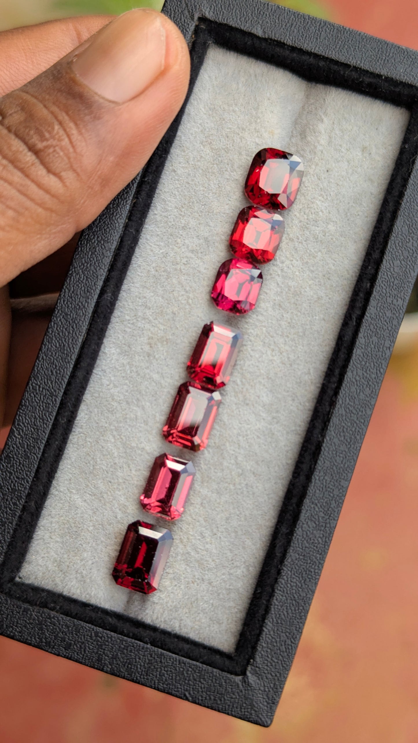 Natural Rhodolite Garnet Parcel – 20.00 Ct