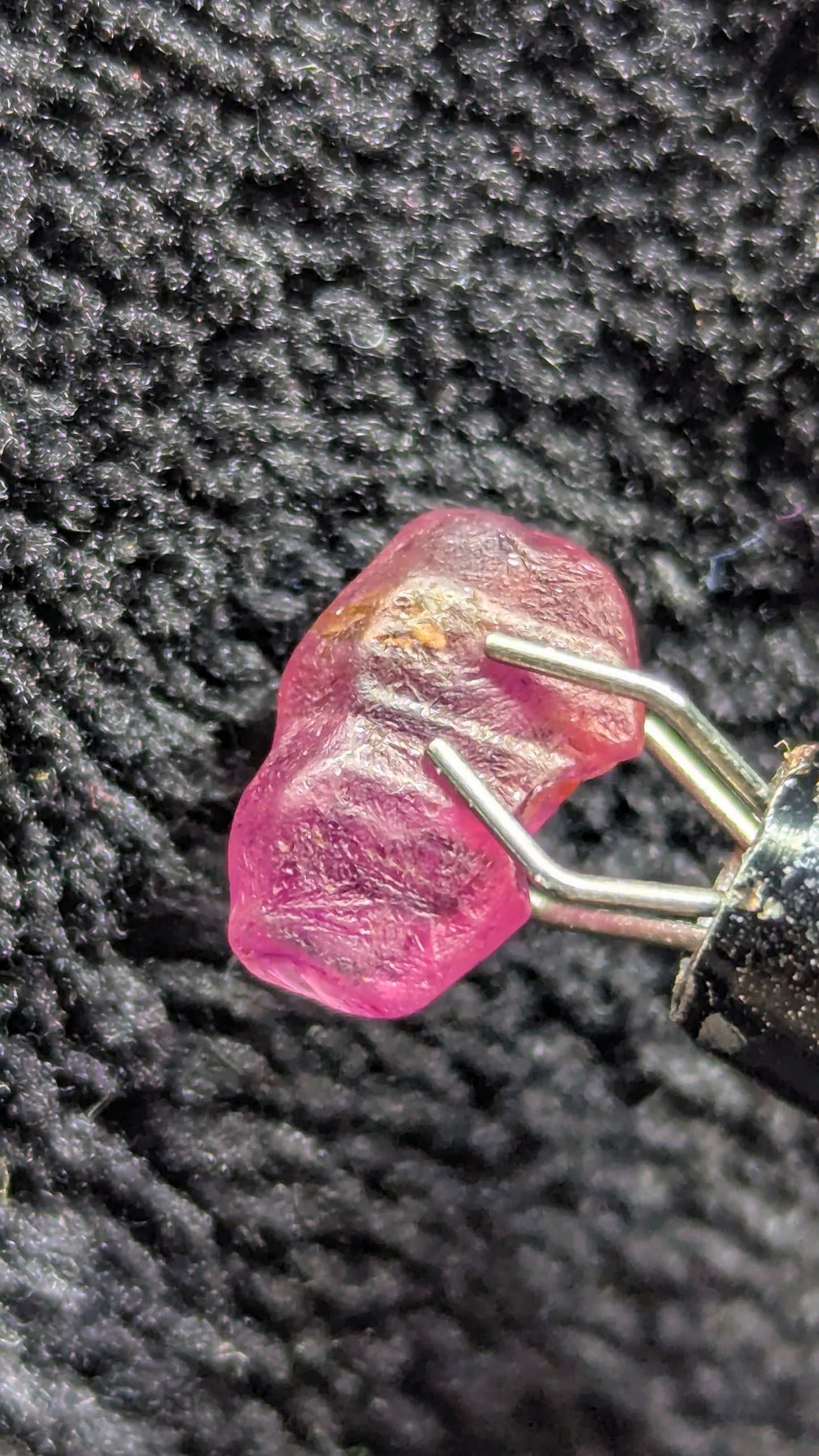 Natural Pink Sapphire Crystal – 2.32 ct Unheated Ceylon Crystal from Rakwana Mine