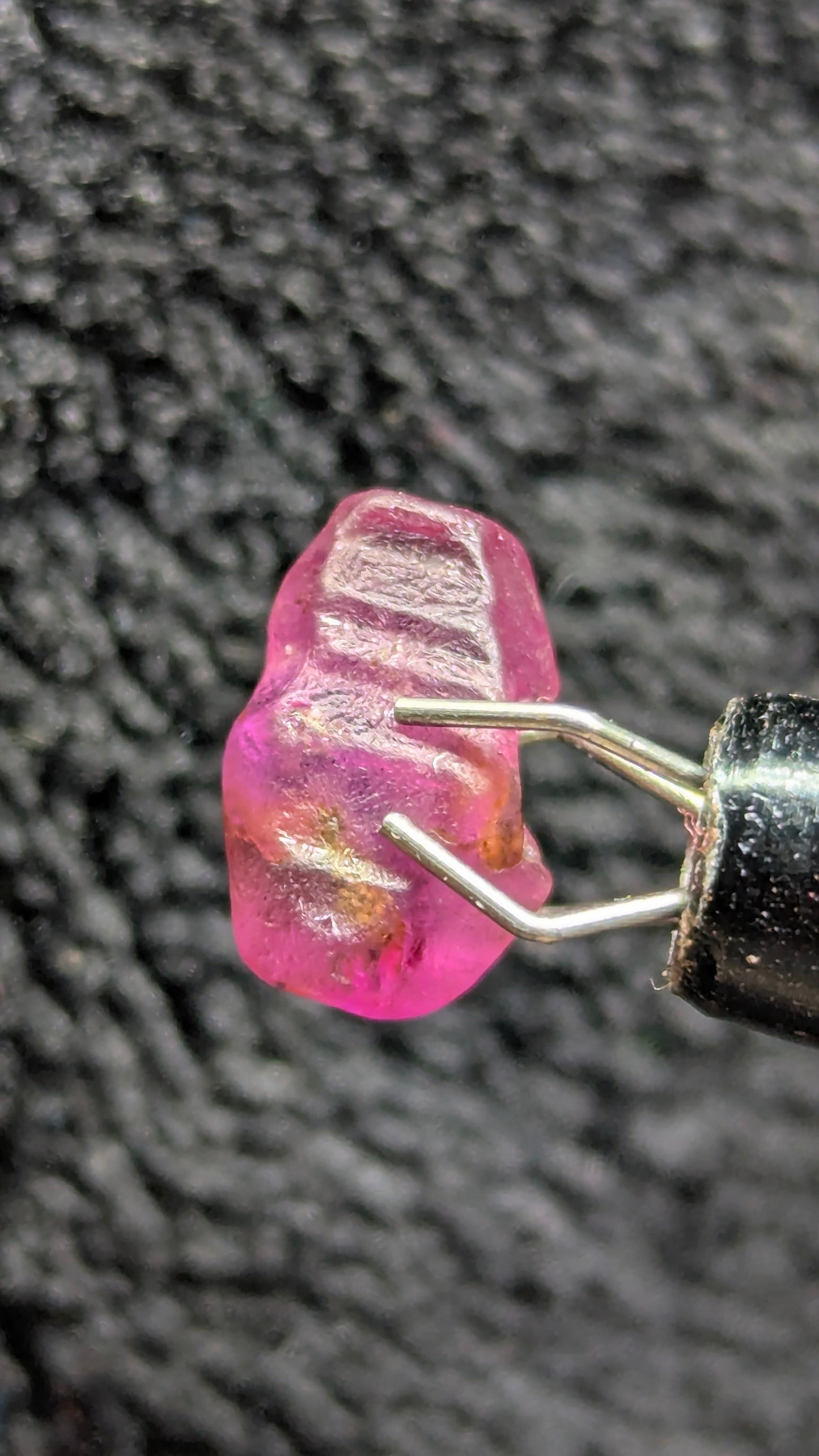 Natural Pink Sapphire Crystal – 2.32 ct Unheated Ceylon Crystal from Rakwana Mine